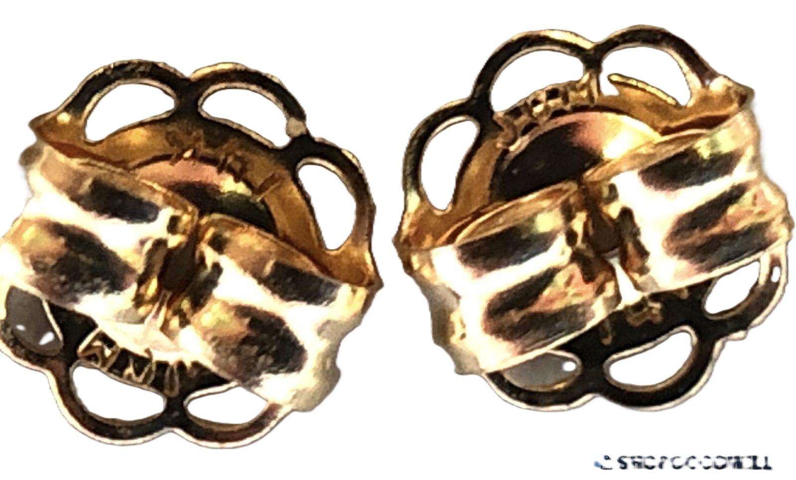Boucles d'oreilles en or jaune 14K avec perles de paon naturelles en vente 1