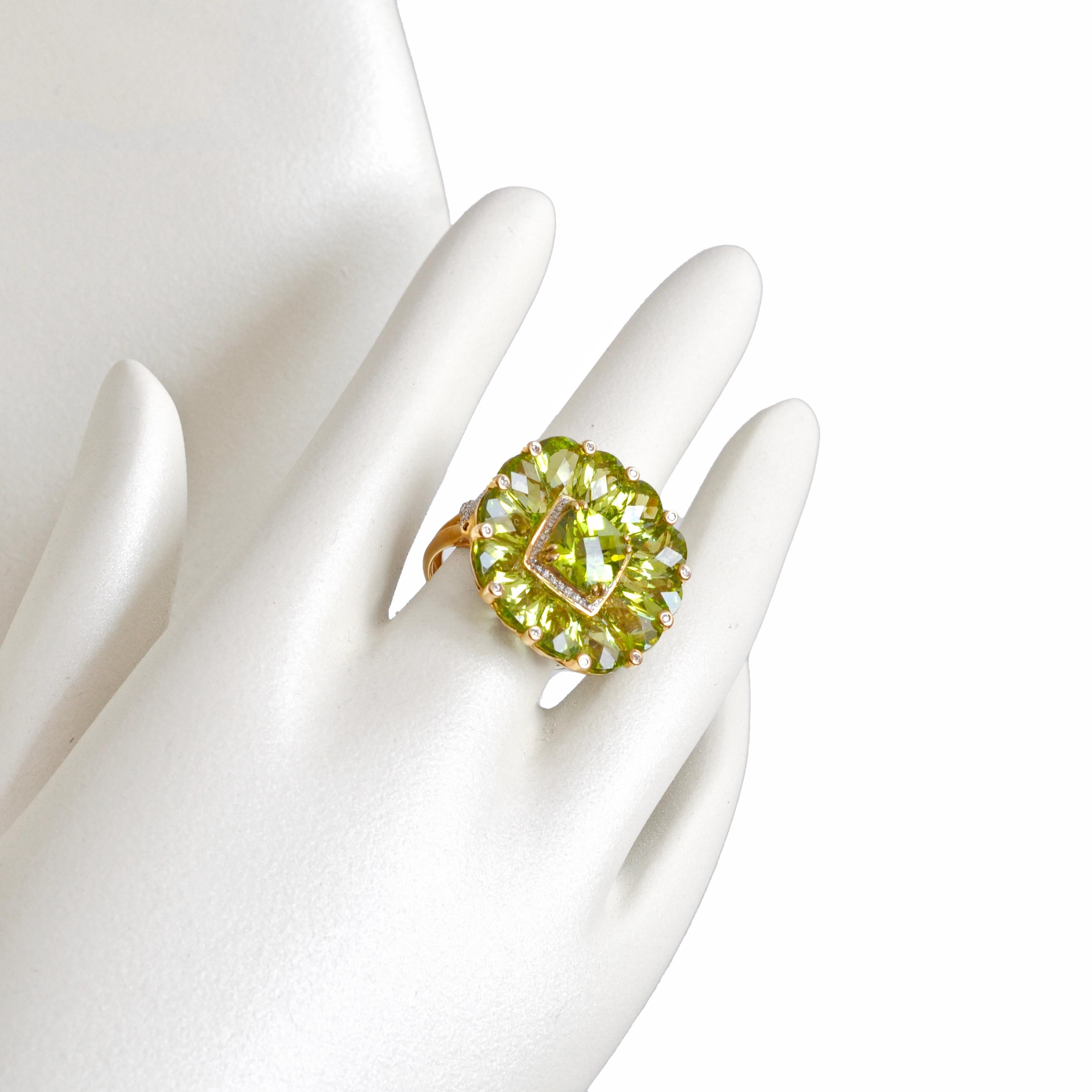 Mixed Cut 14K Yellow Gold Natural Peridot Special Cut Flower Contemporary Cocktail Ring For Sale