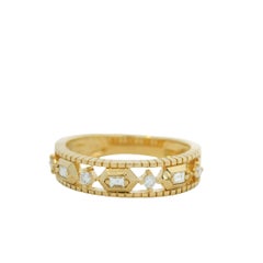 Anillo de oro amarillo de 14 quilates con diamantes naturales redondos brillantes y talla baguette