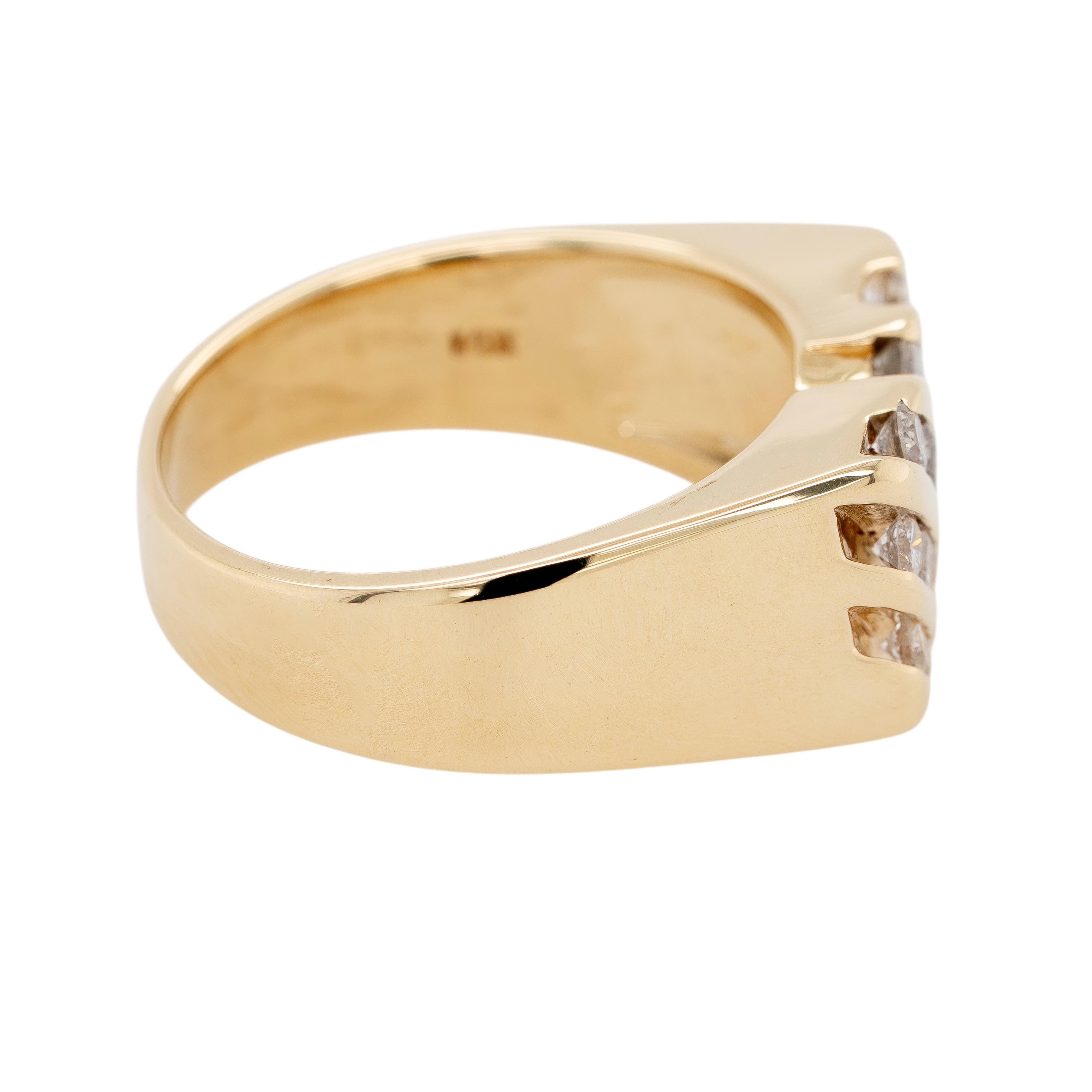 Bague pour homme en or jaune 14k, diamant naturel rond et brillant Excellent état - En vente à Boca Raton, FL