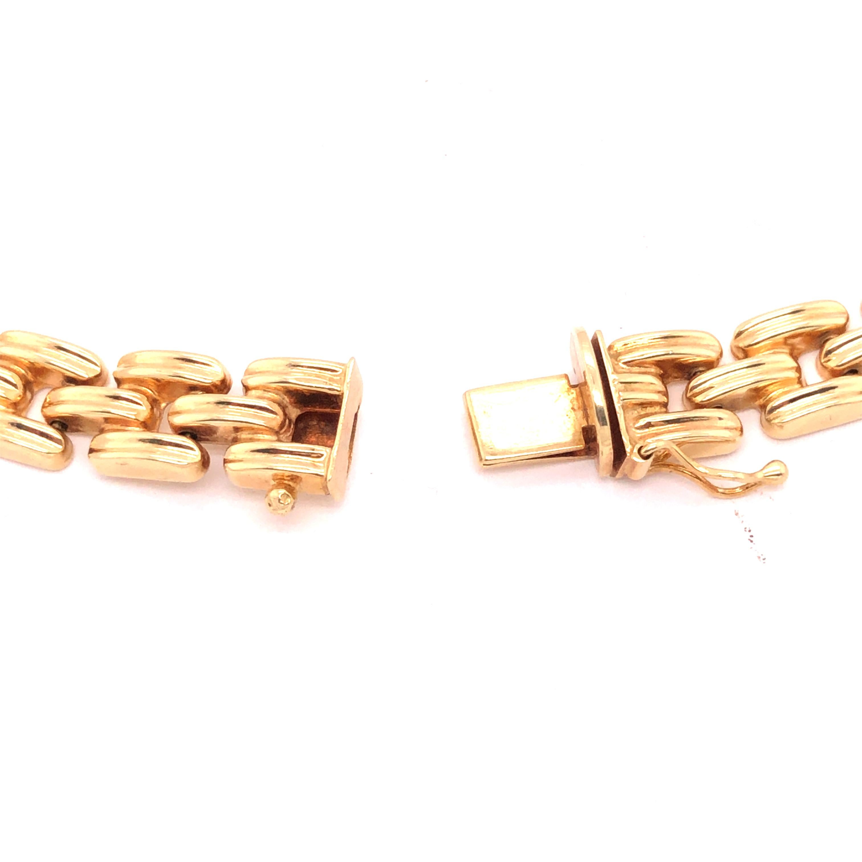 Collier en or jaune 14 carats Pour femmes en vente