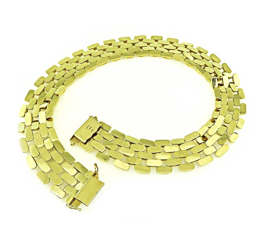 Women's 14k Yellow Gold Necklace For Sale