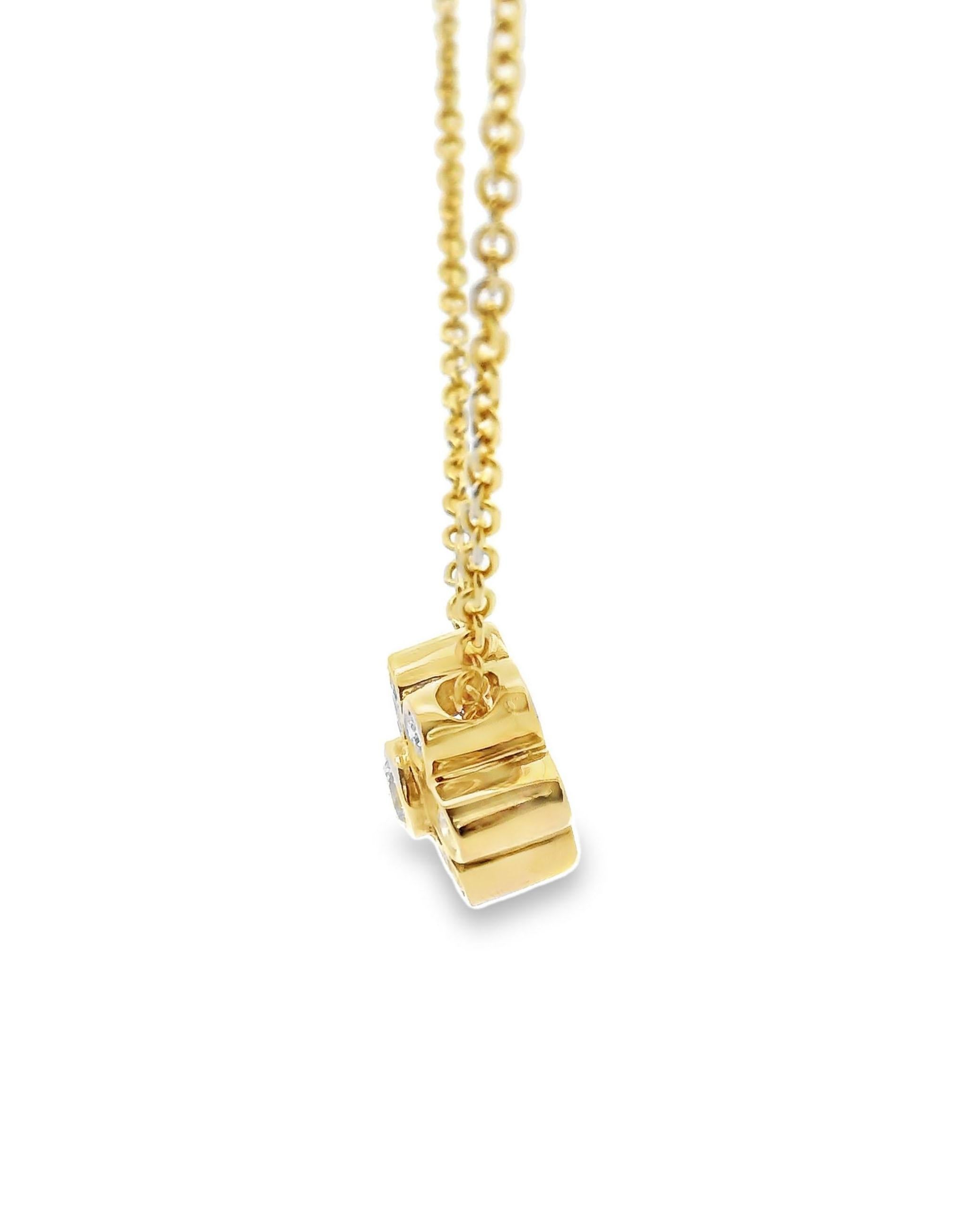 Collier d'occasion en or jaune 14K avec 7 diamants ronds sertis sur lunette pesant au total 0,50 carats. 

*Pendentif sur une chaîne en or jaune de 15 cm de long
*Couleur I+I, pureté VS2/SI1