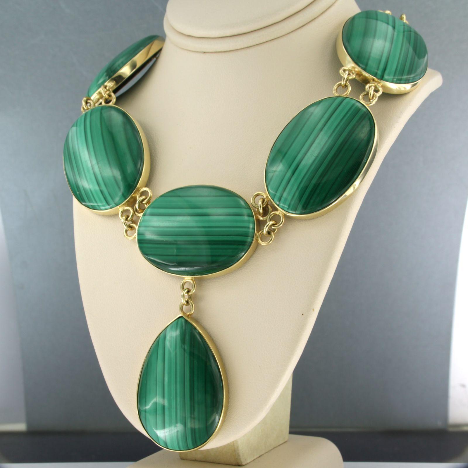 Women's 14k yellow gold necklace with malachite - 104. grams - 40 cm long For Sale