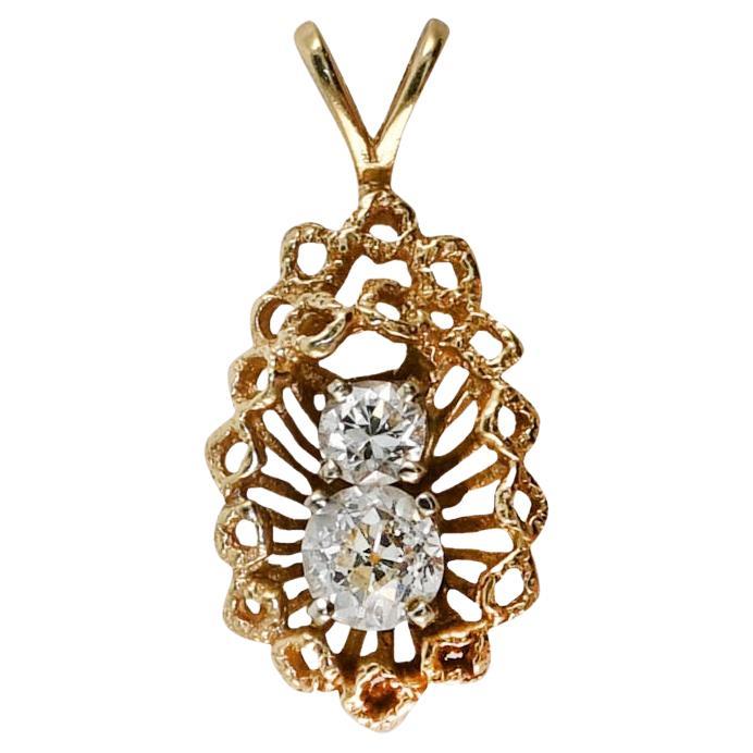 	 Pendentif en or jaune 14k, diamant taille euro ancienne 2.4gr .75tdw