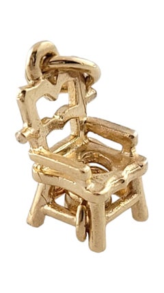14K Yellow Gold Old Fashioned Potty Chair/ Commode Charm #18205