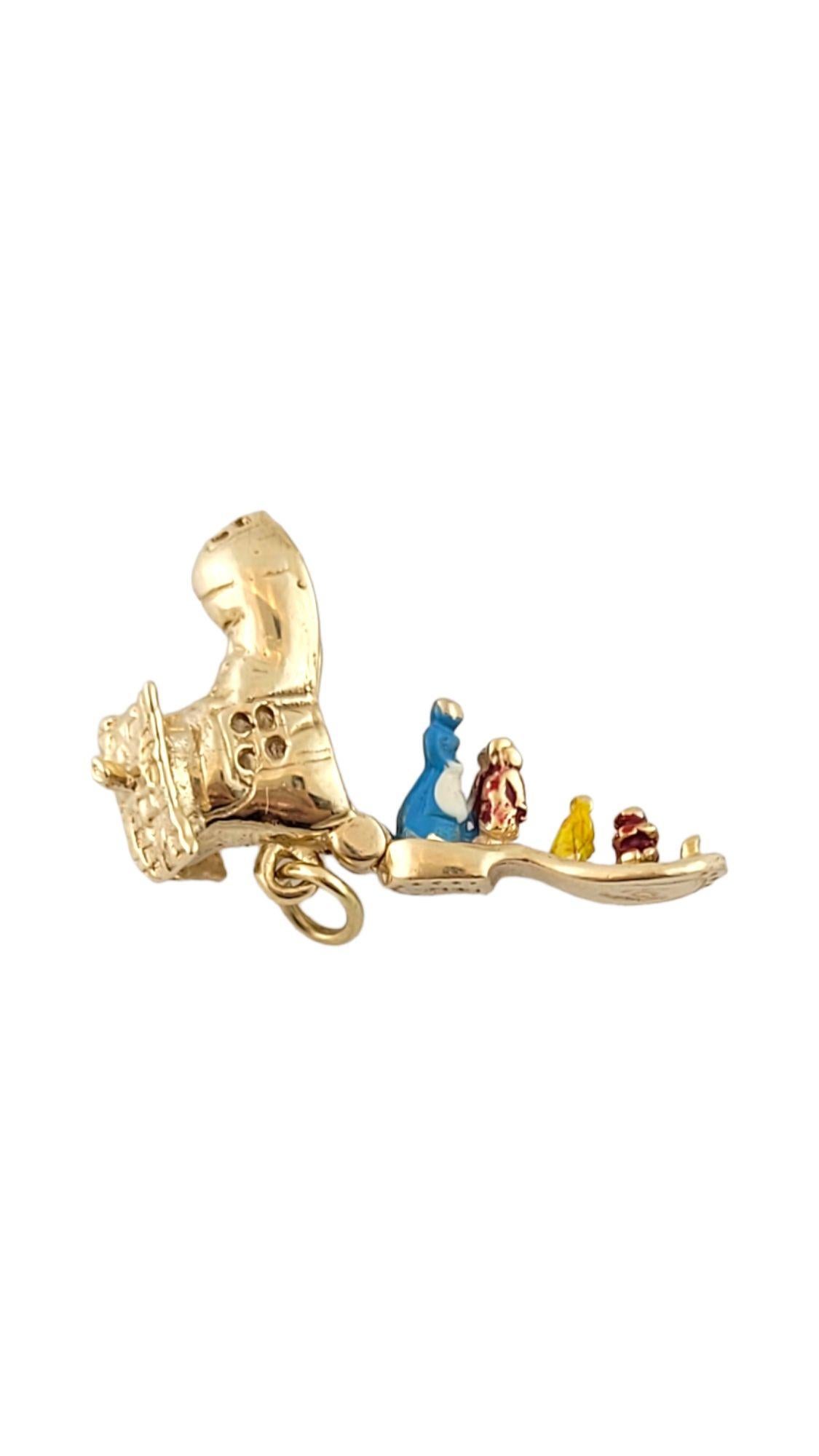 14K Yellow Gold Old Woman in a Shoe Charm #14509 For Sale 4