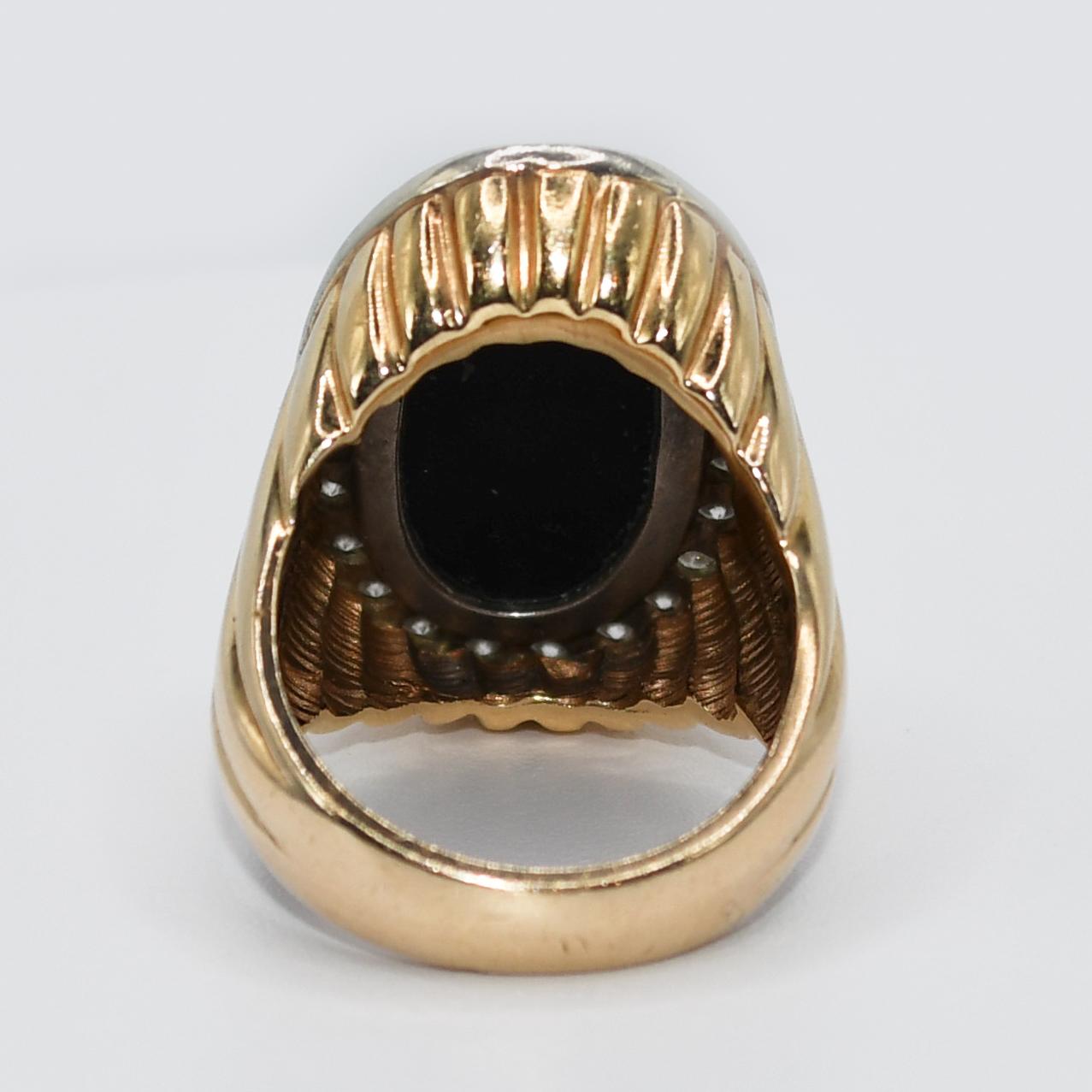 14K Yellow Gold Onyx Diamond Ring, .50tdw, 13.2g In Excellent Condition For Sale In Laguna Beach, CA