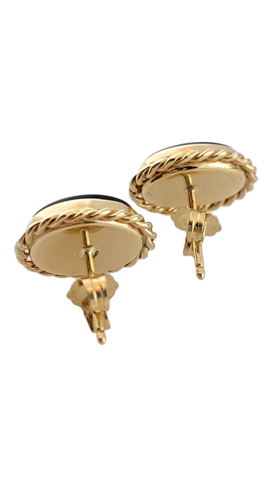 14K Yellow Gold Onyx Earrings #16265 In Good Condition For Sale In Washington Depot, CT