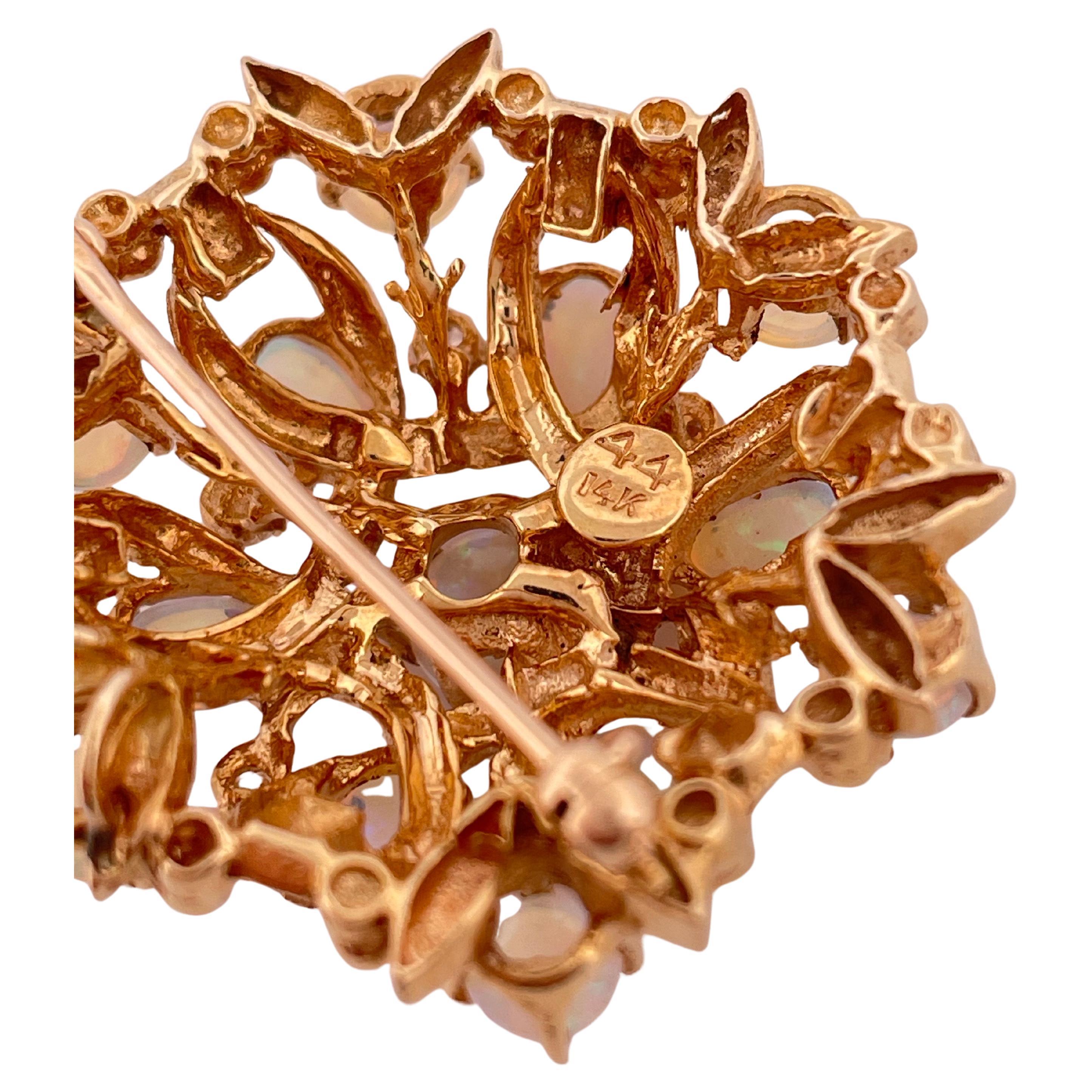 Broche/Pendentif en or jaune 14k Opale et diamant 0.20ctw en vente 2