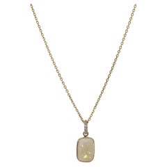 14K Gelbgold Opal und .06 CTW Diamant-Anhänger Halskette