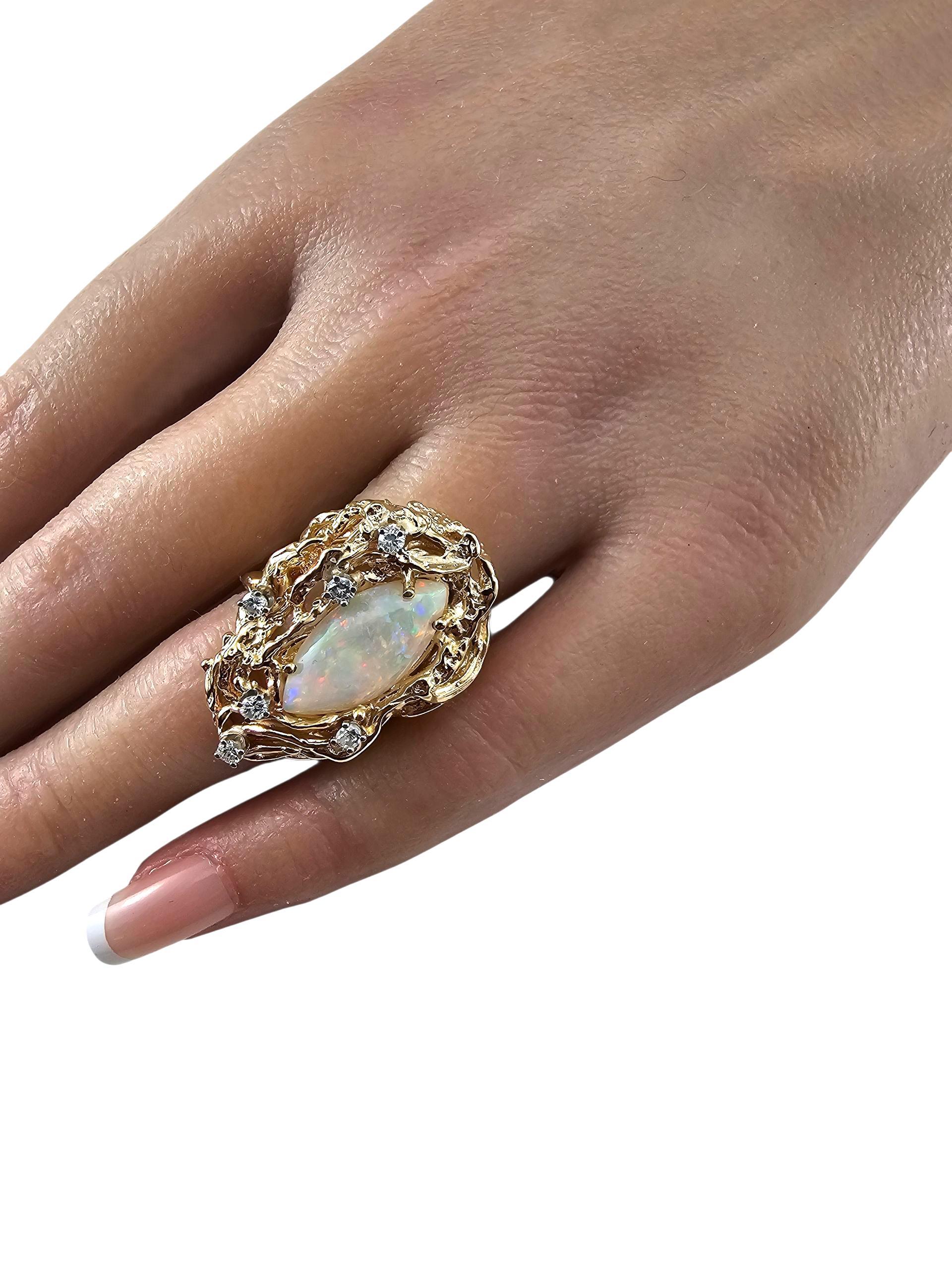 Bague en or jaune 14K avec opale et diamant Taille 5 #23556 en vente 1