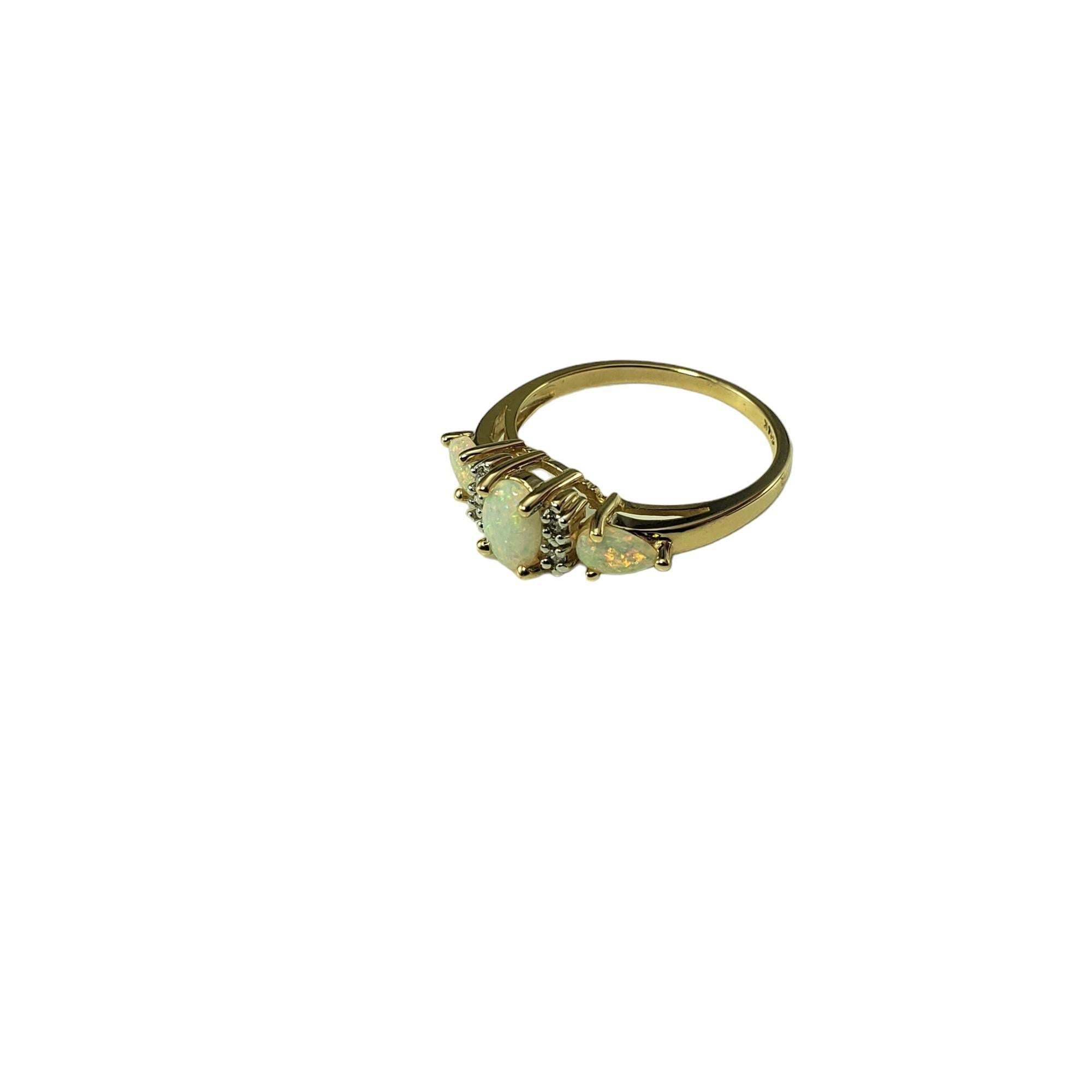 14K Yellow Gold Opal and Diamond Ring Size 6-6.25 #16372 In Good Condition For Sale In Washington Depot, CT