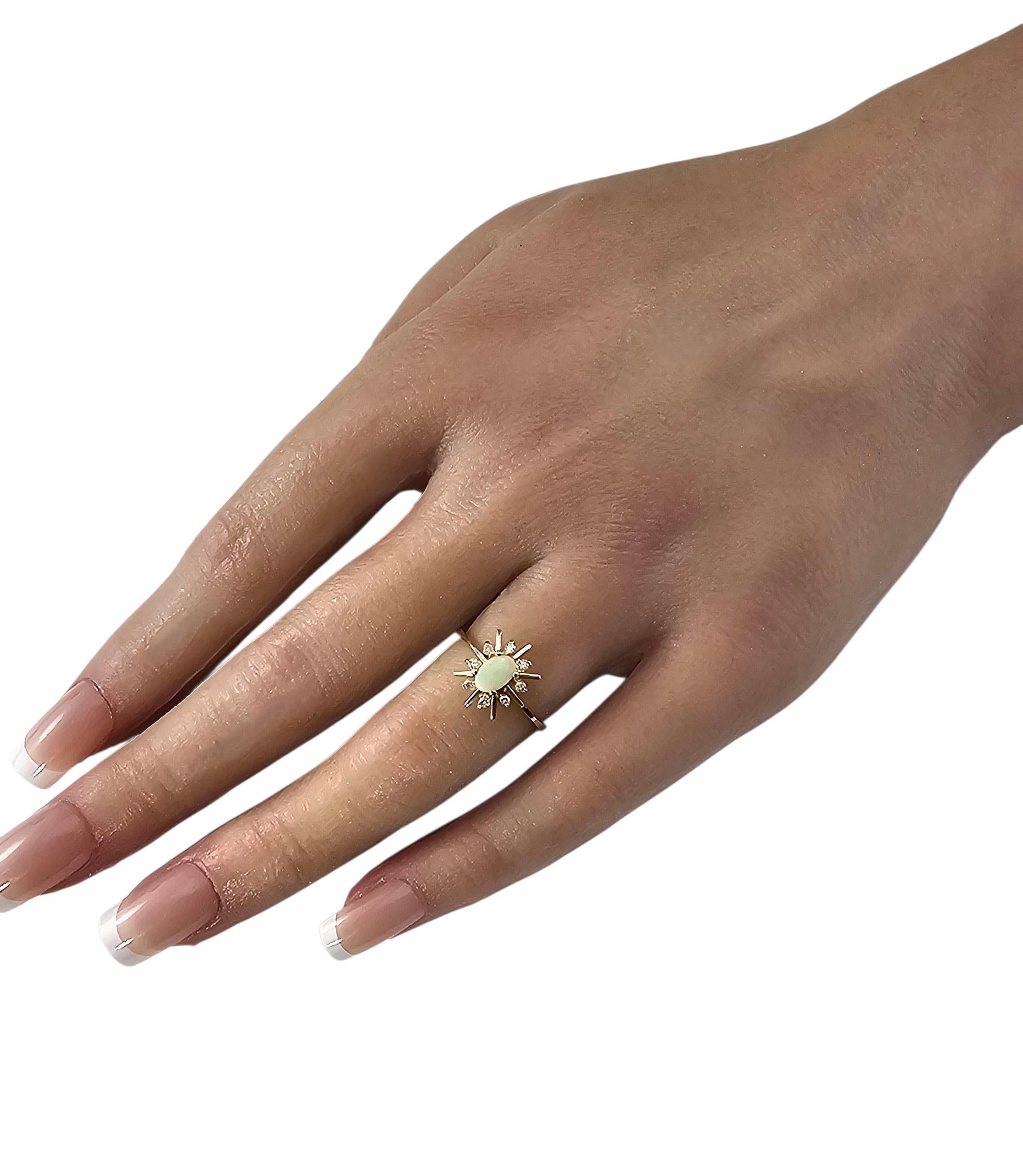 Bague en or jaune 14K avec opale et diamant Taille 6-6.25 #23953 Pour femmes en vente