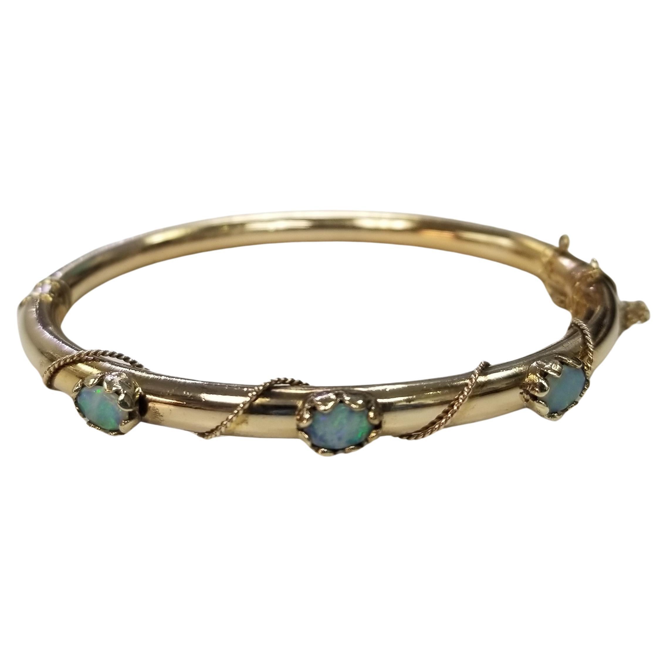 14k Gelbgold Opal-Armband „Bangle“  im Angebot