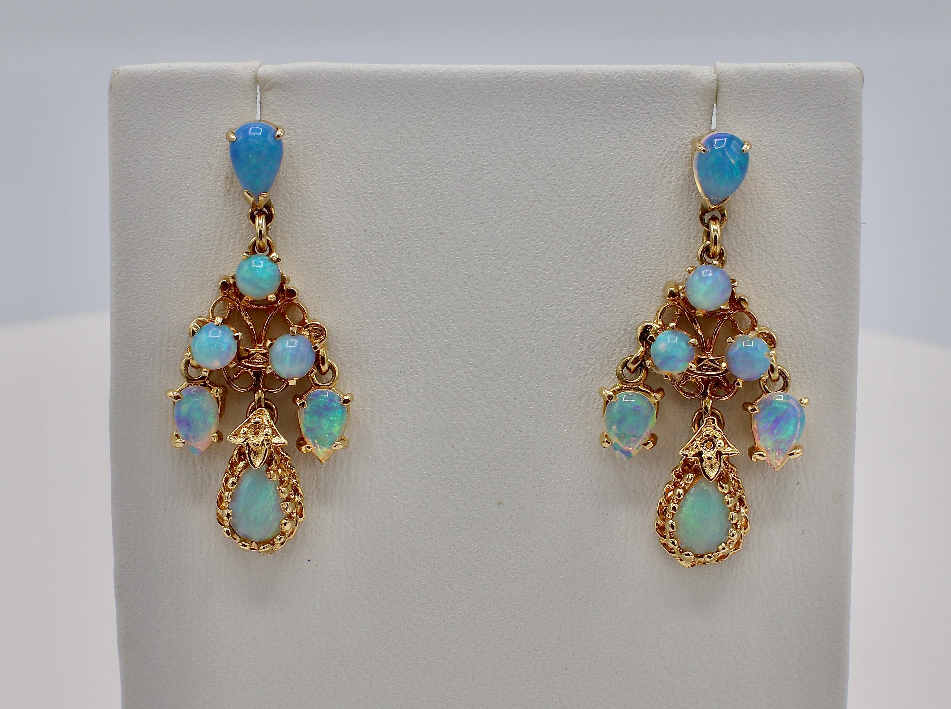 Cabochon 14 Karat Yellow Gold Opal Chandelier Dangle Drop Earrings