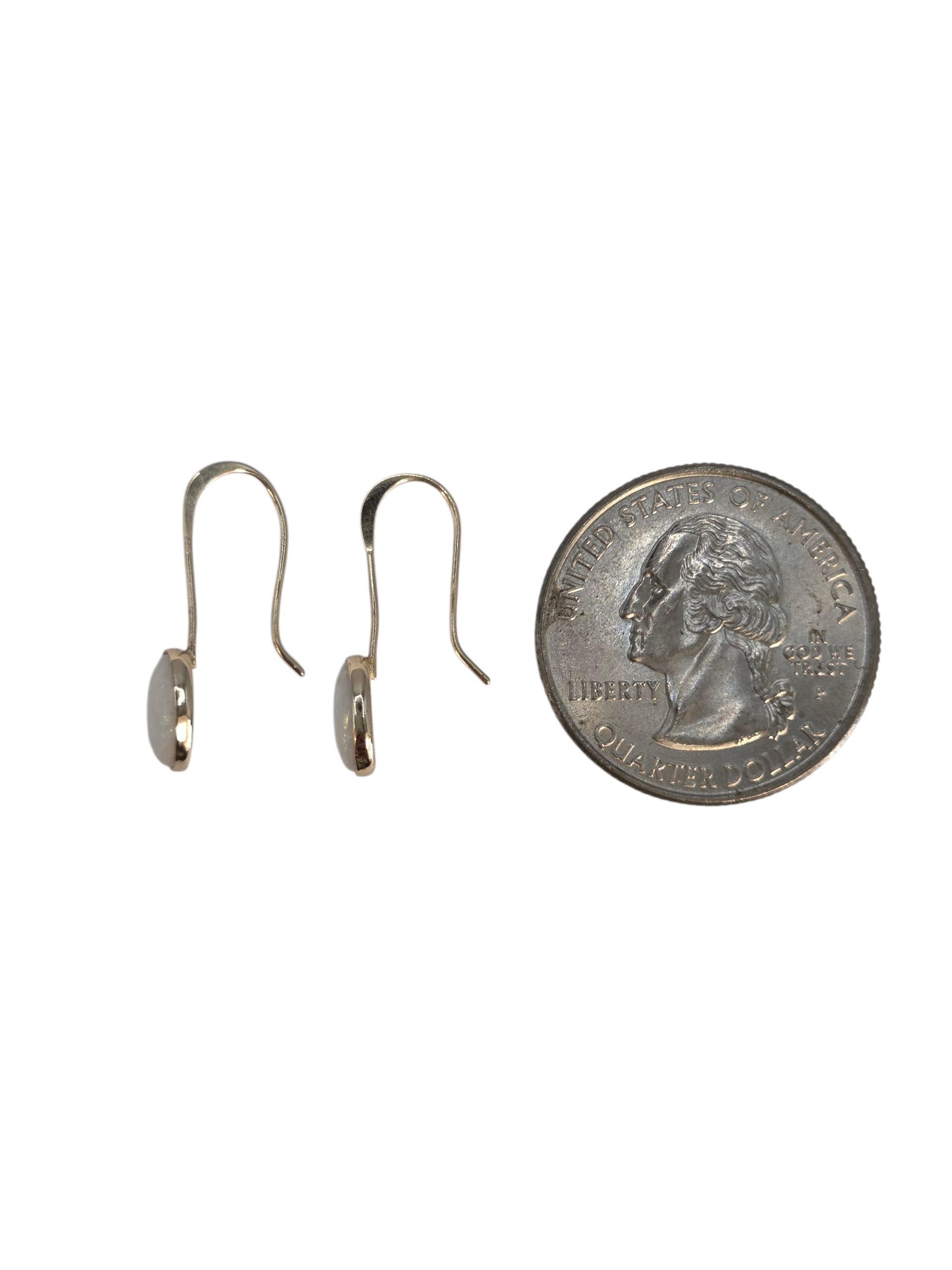 Orecchini pendenti in oro giallo 14K con opale #23880 In condizioni buone a Washington Depot, CT