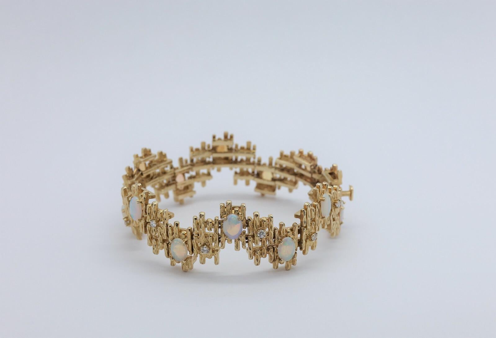 Pulsera de oro amarillo de 14k con ópalo y diamantes, 7 pulgadas - 38,1 g en Bueno estado para la venta en Providence, RI