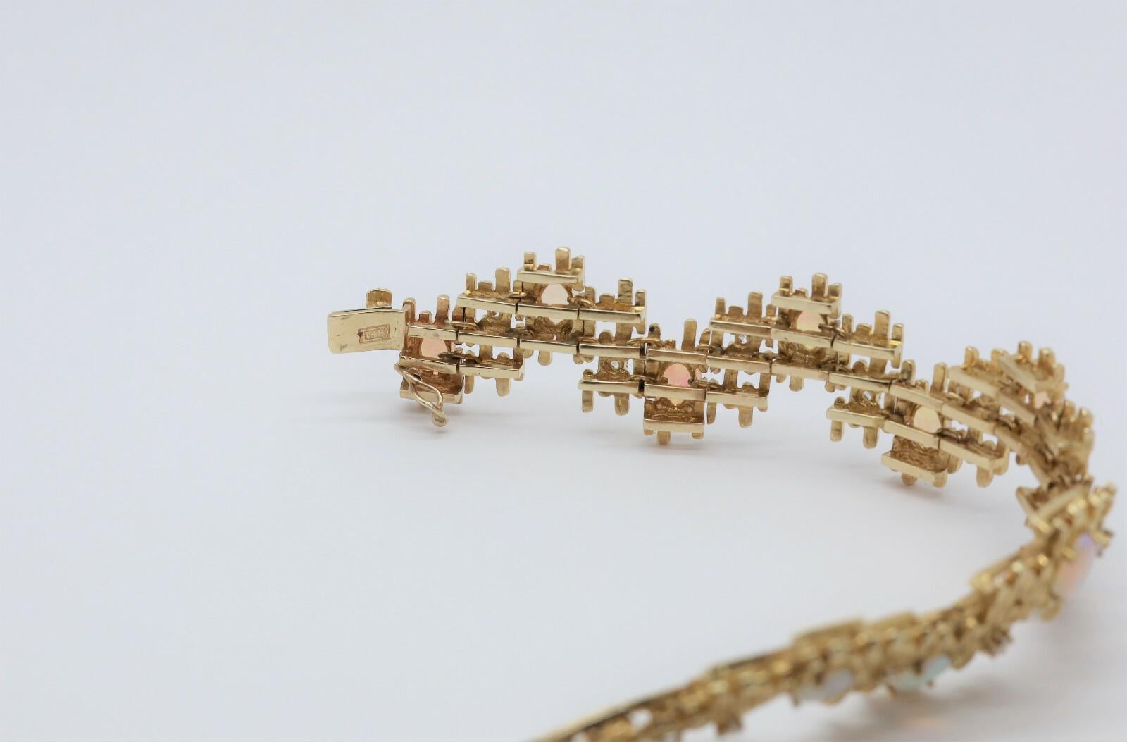 Pulsera de oro amarillo de 14k con ópalo y diamantes, 7 pulgadas - 38,1 g en venta 1