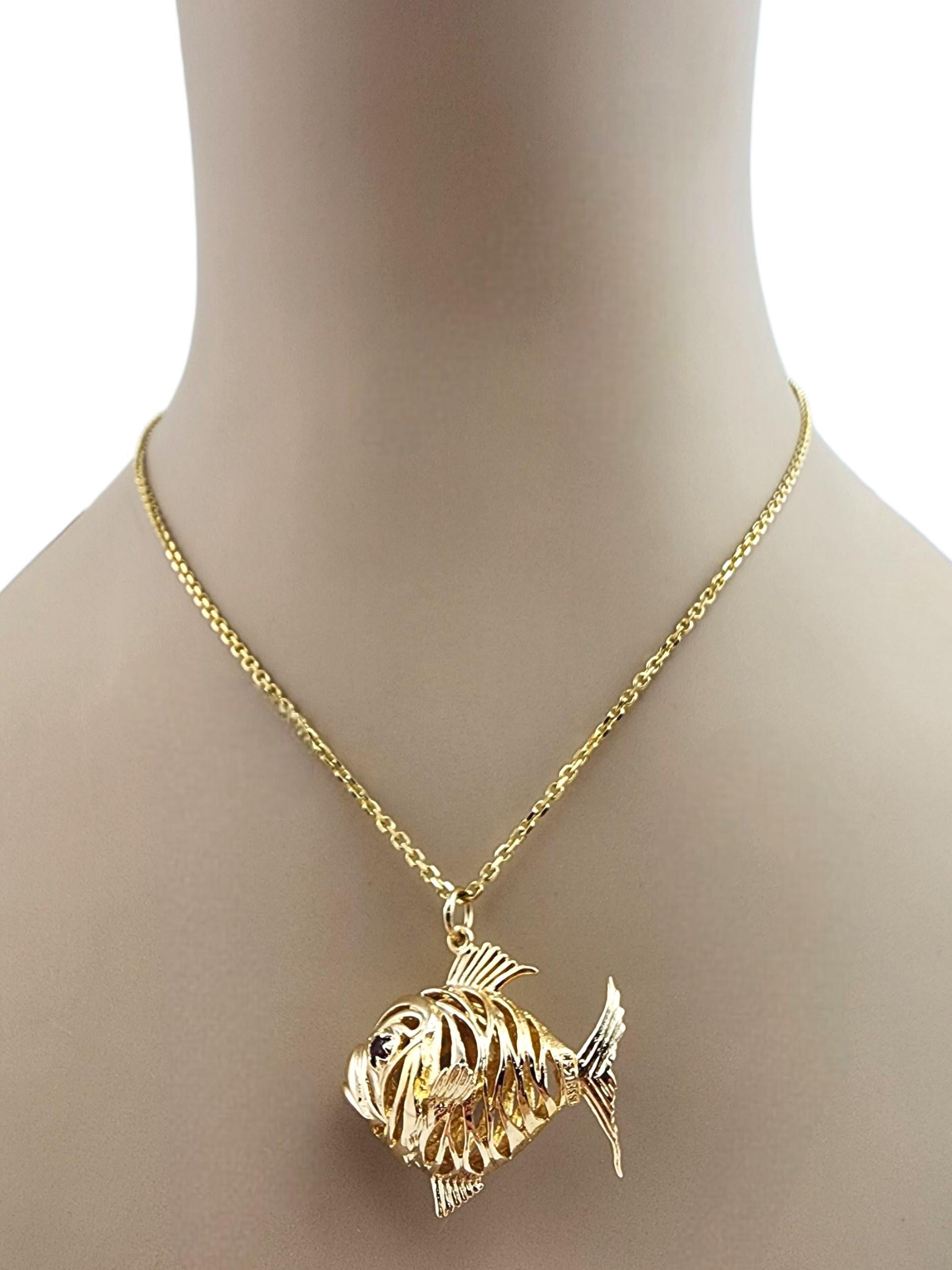 Charm a forma di pesce gonfio in oro giallo 14K #22365 in vendita 5