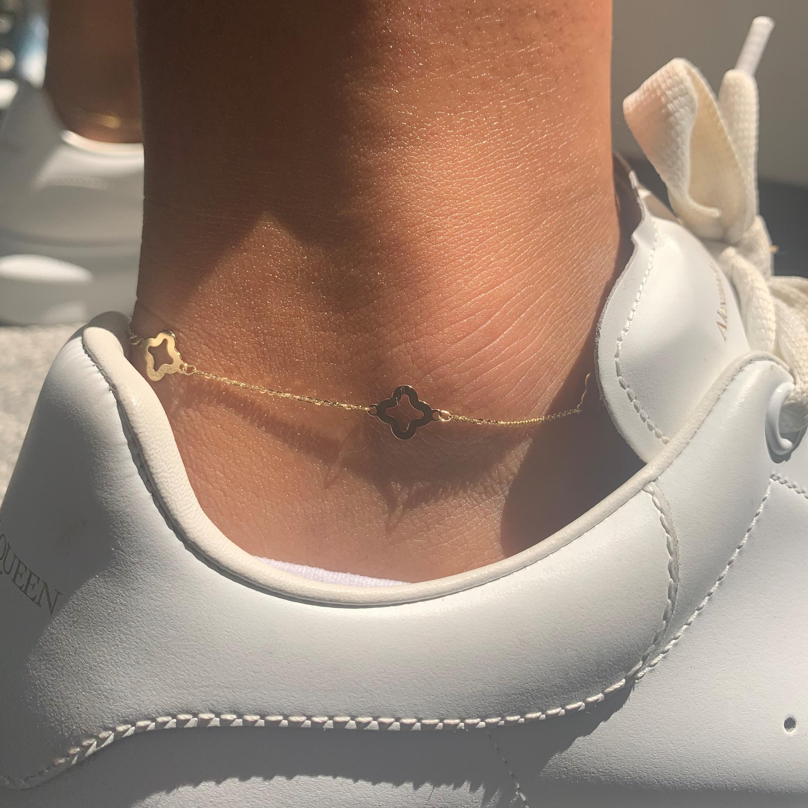 Donna Cavigliera a fiore aperta in oro giallo 14K regolabile per lei in vendita