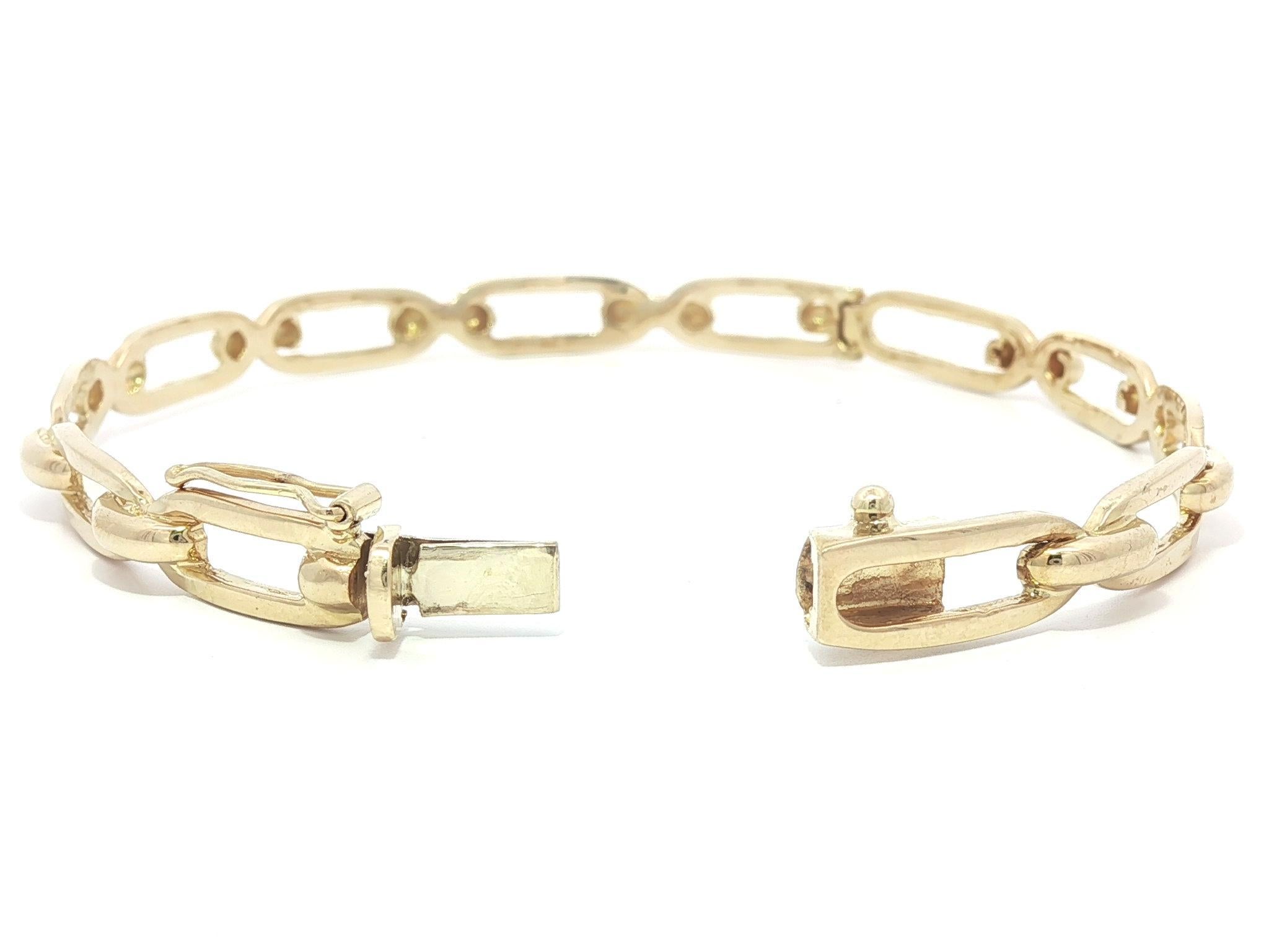 14k Yellow Gold Open Link Paperclip Style Stackable Hinged Bangle Bracelet In Excellent Condition For Sale In Montclair, NJ