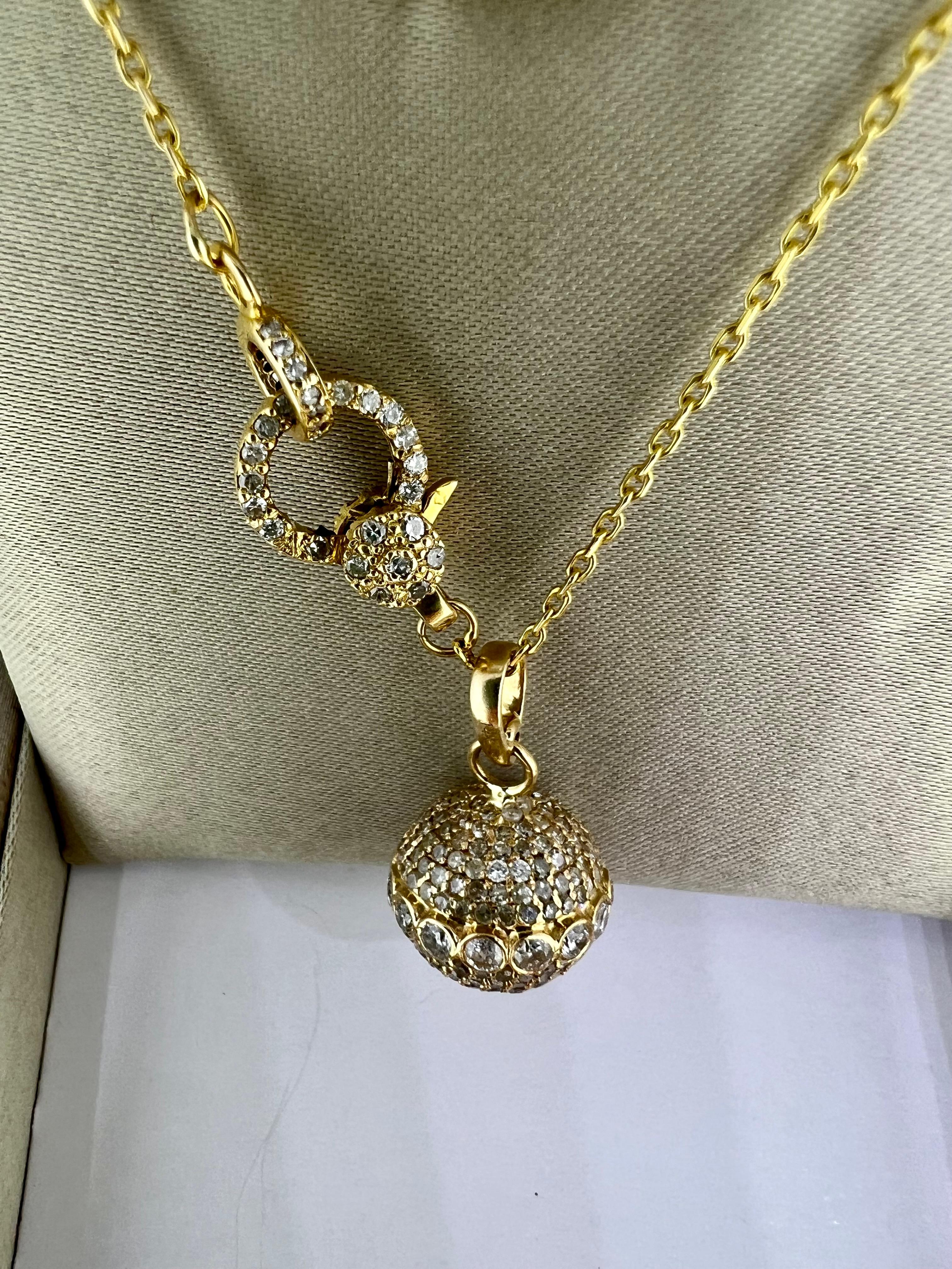 14k yellow gold orb necklace with diamond-encrusted clasp For Sale 1