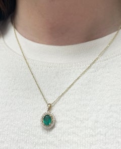 14K Yellow Gold Oval 1.94 Carat Emerald & Round Diamond Pendant Necklace