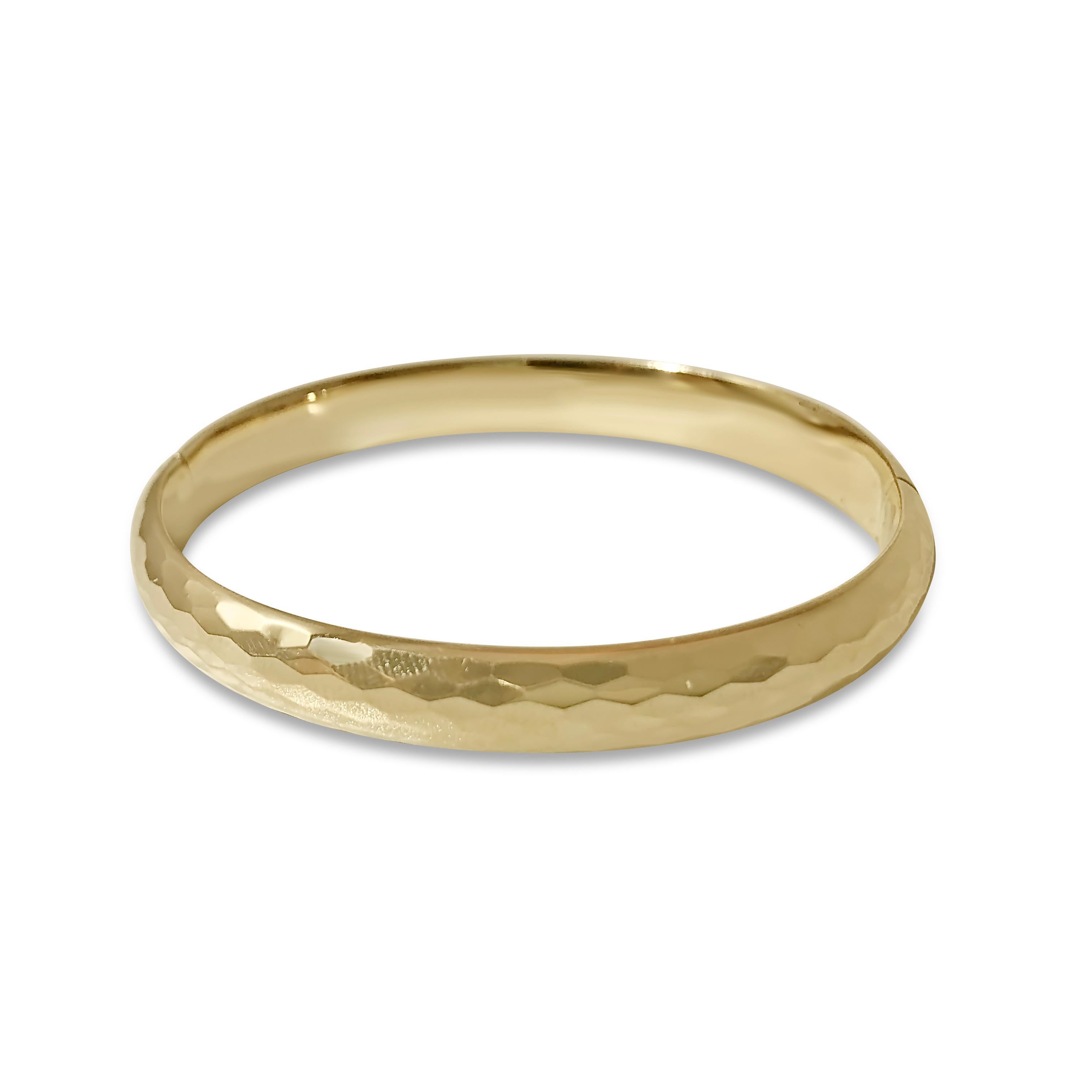 14k gold oval bangle