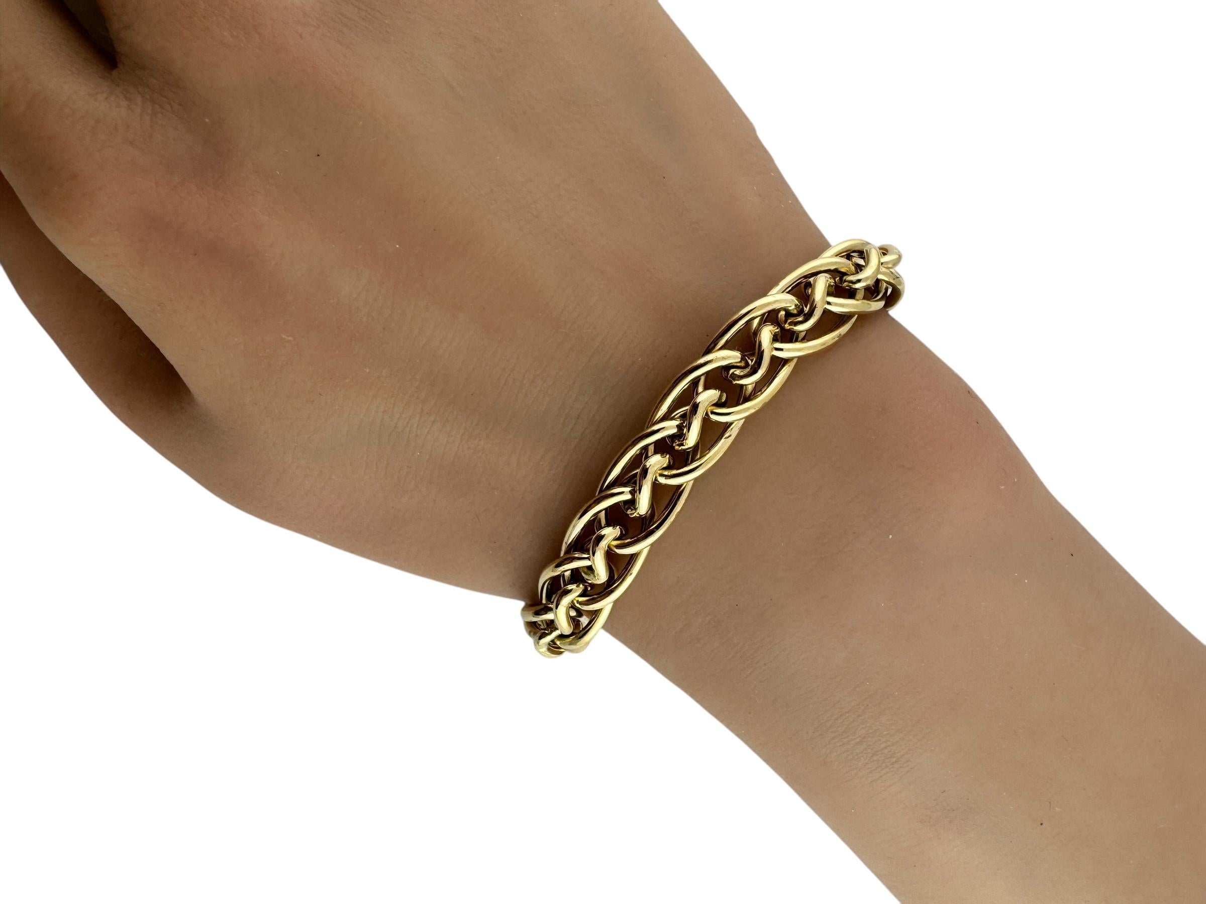 Ovales und gedrehtes Gliederarmband aus 14 Karat Gelbgold #19727 1