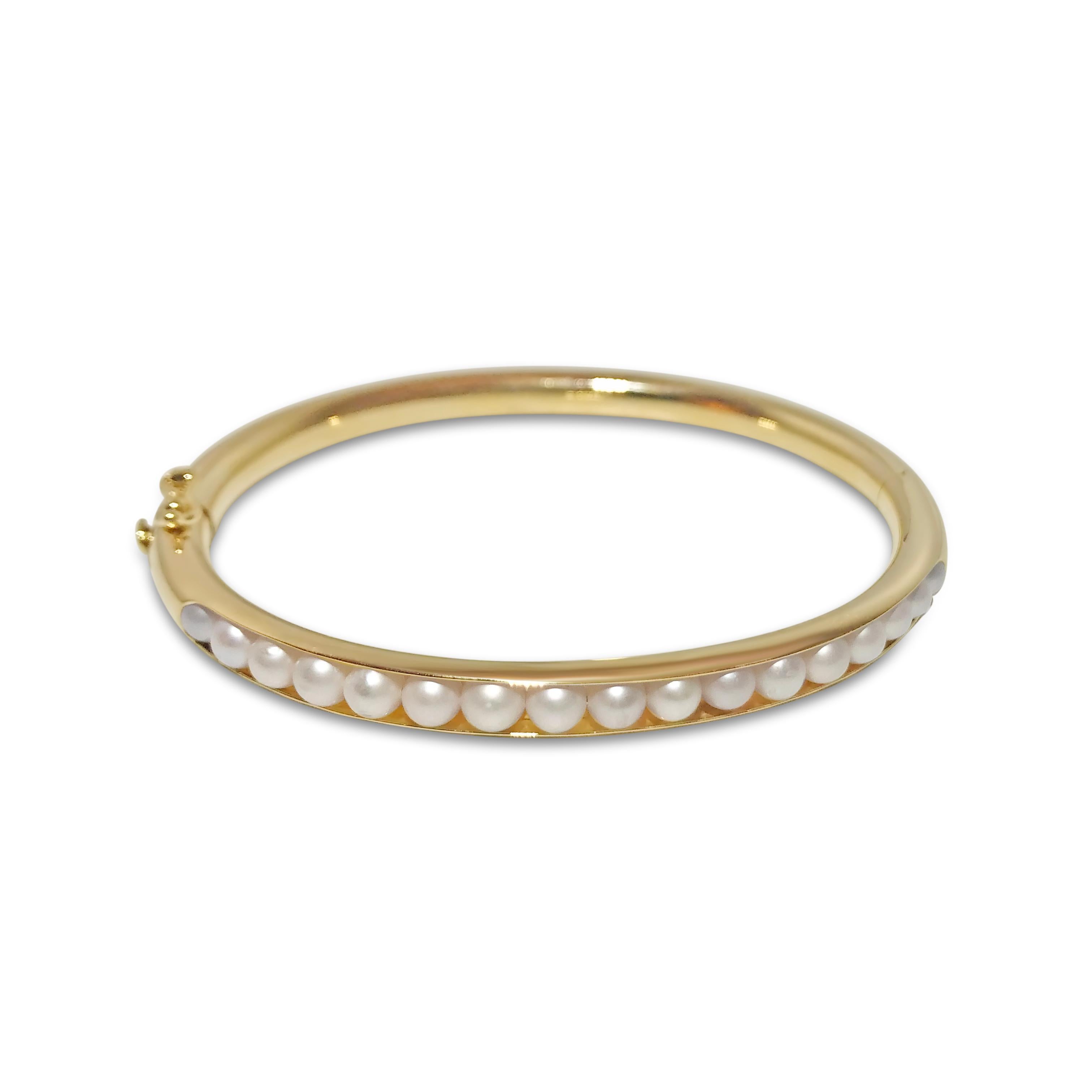 Taille ovale Manart Bracelet jonc ovale en or jaune 14 carats avec perles en forme de T en vente