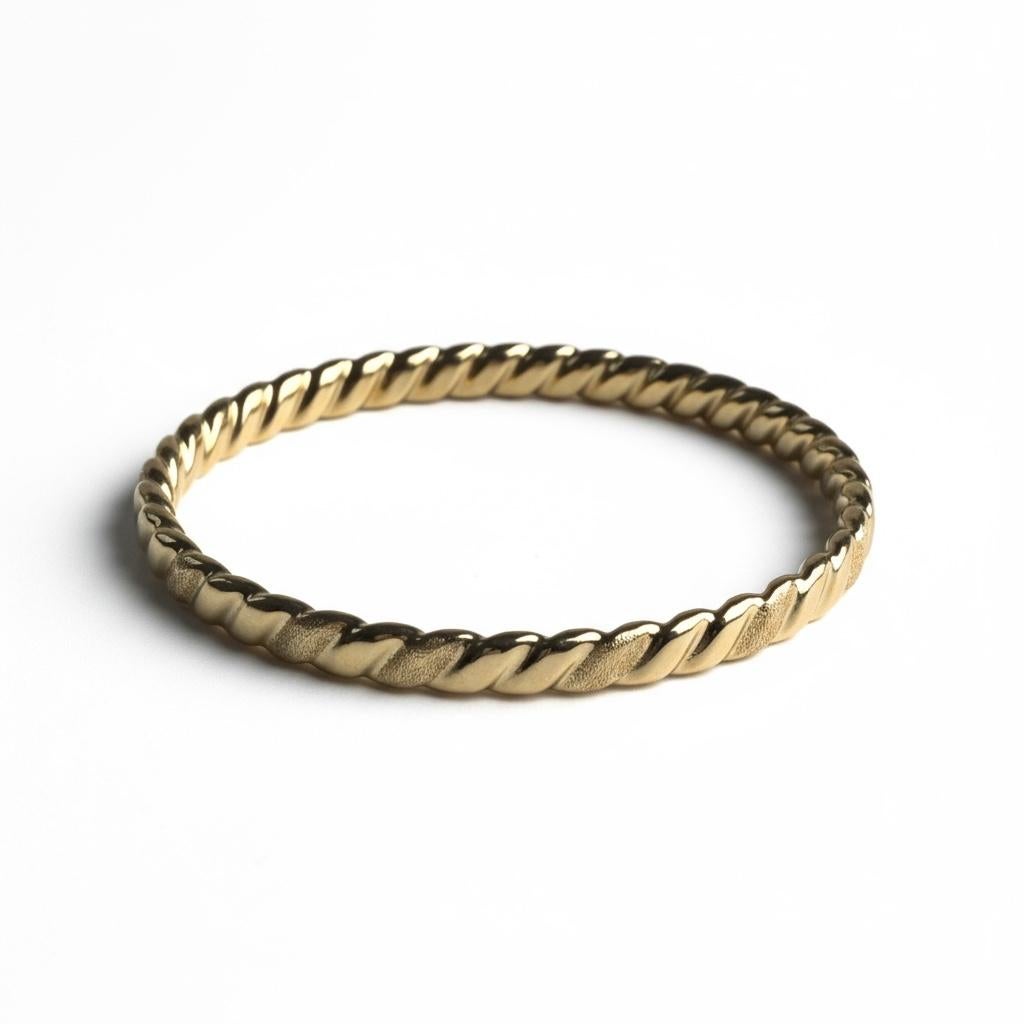 Bracciale ovale in oro giallo 14K in vendita 3