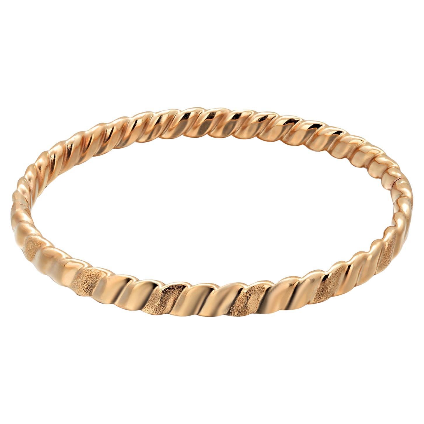 Bracciale ovale in oro giallo 14K in vendita