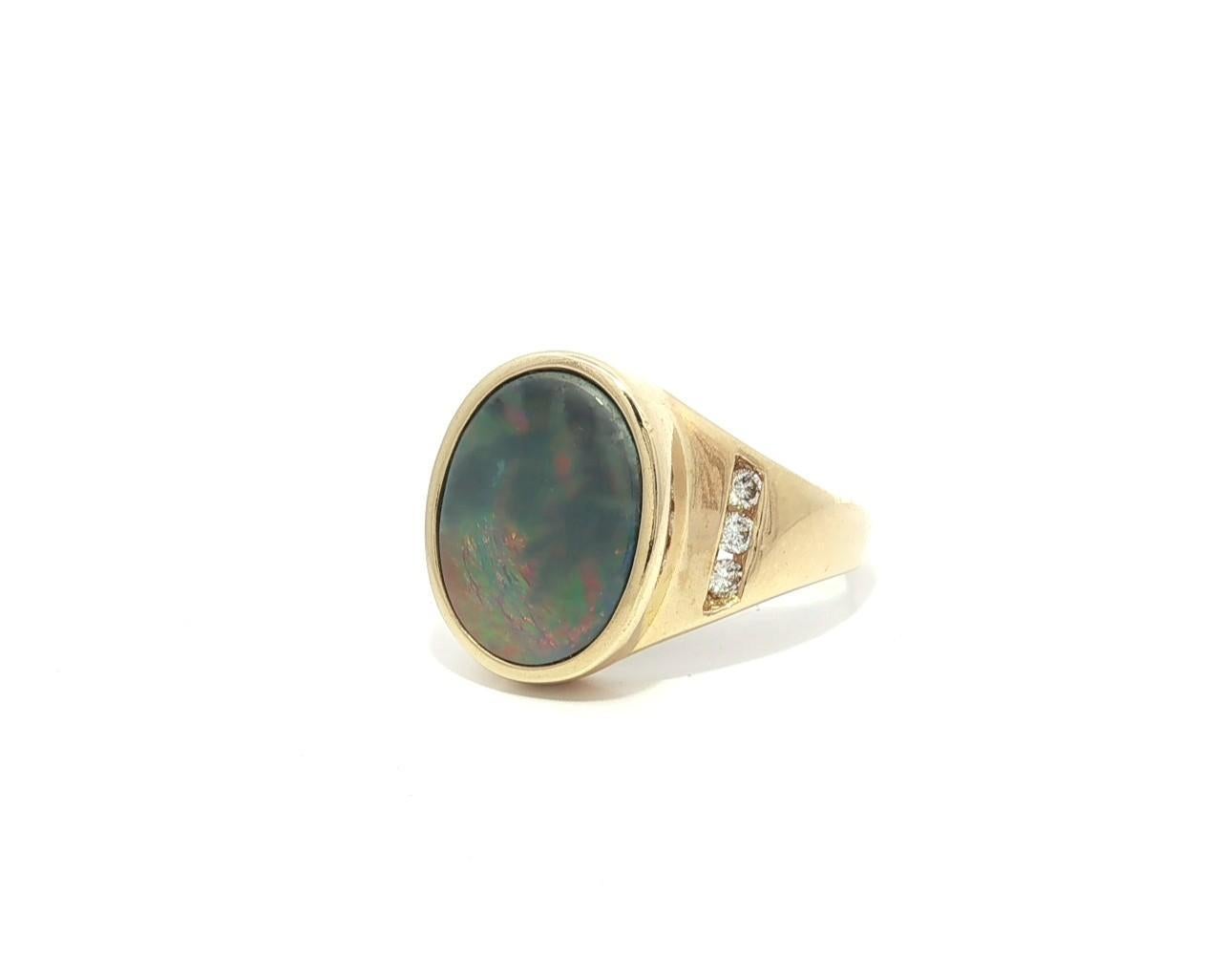 Anello con castone ovale in oro giallo 14k con opale Boulder infuocato e diamante in vendita 9