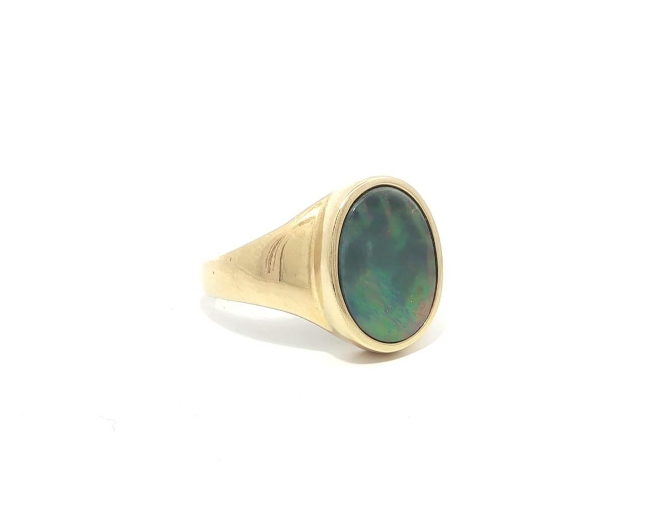 Anello con castone ovale in oro giallo 14k con opale Boulder infuocato e diamante in vendita 10