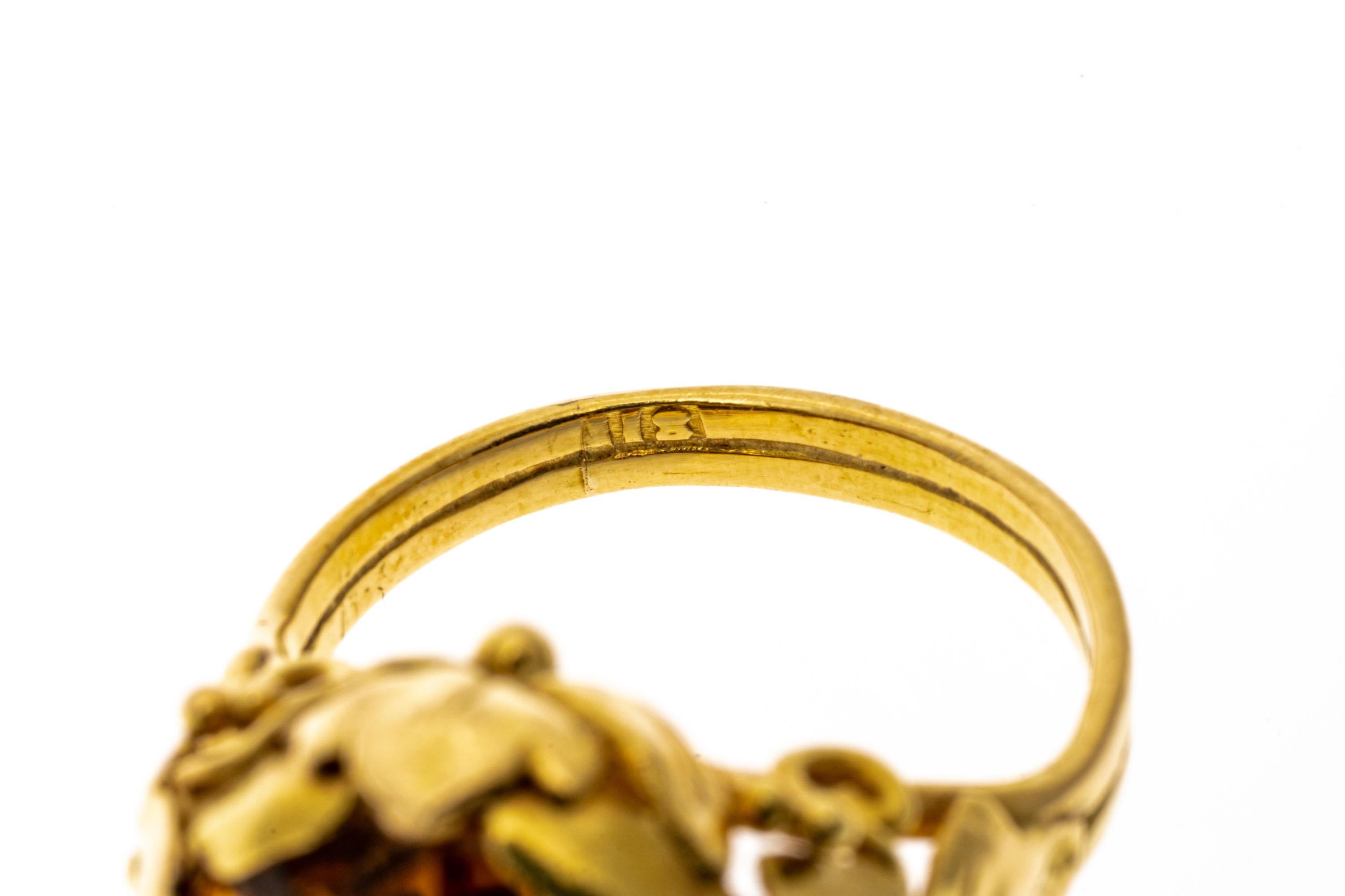 Rétro Bague en or jaune 14 carats avec citrine ovale « App. 8,84 carats » et forme de fleur en vente