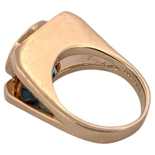 Anello in oro giallo 14K con taglio ovale e 4,50 carati di topazio blu svizzero in vendita 1
