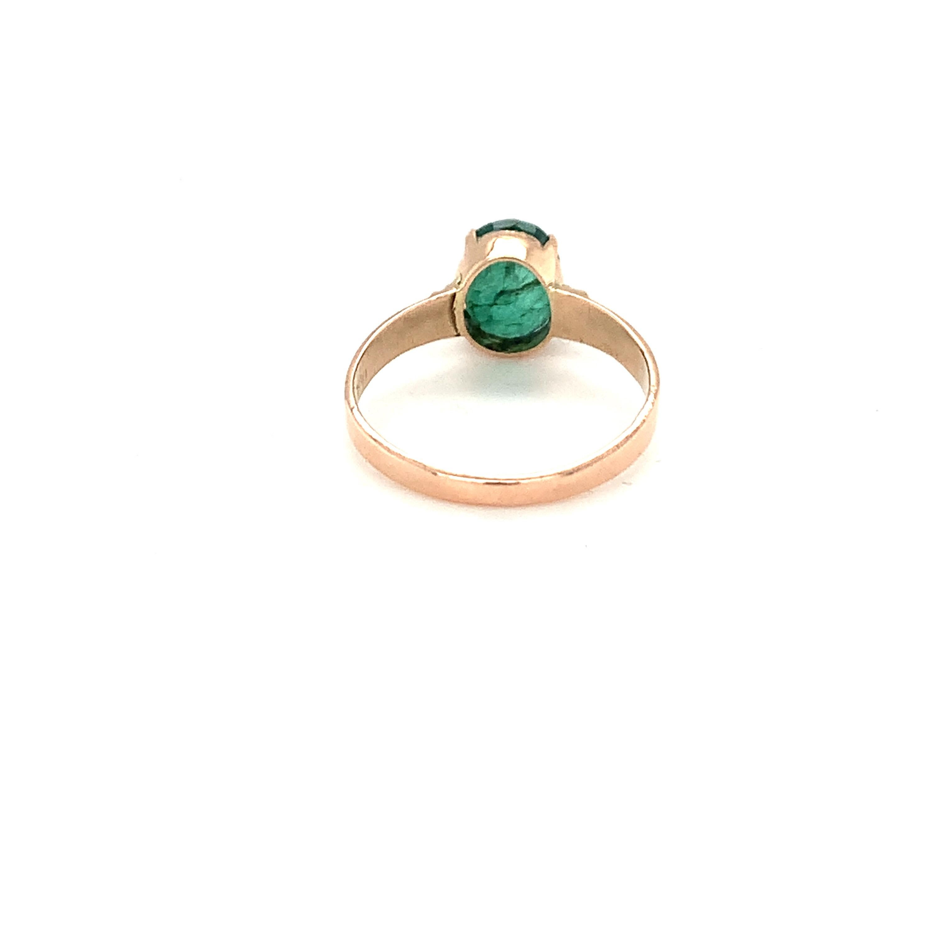 14K Yellow Gold Oval Cut Emerald Solitaire Ring For Sale 1