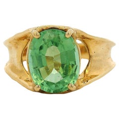 14k Yellow Gold Oval Cut Peridot Center Stone Ring
