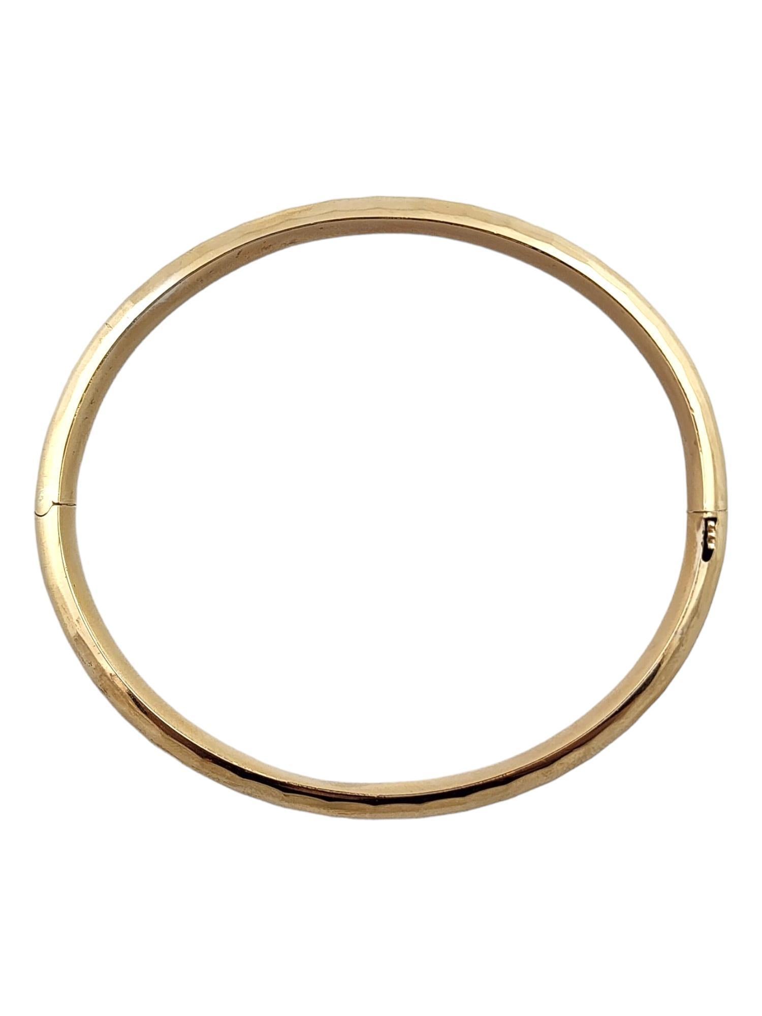 Contemporary 14K Yellow Gold Oval Diamond Cut Bangle Bracelet #20420