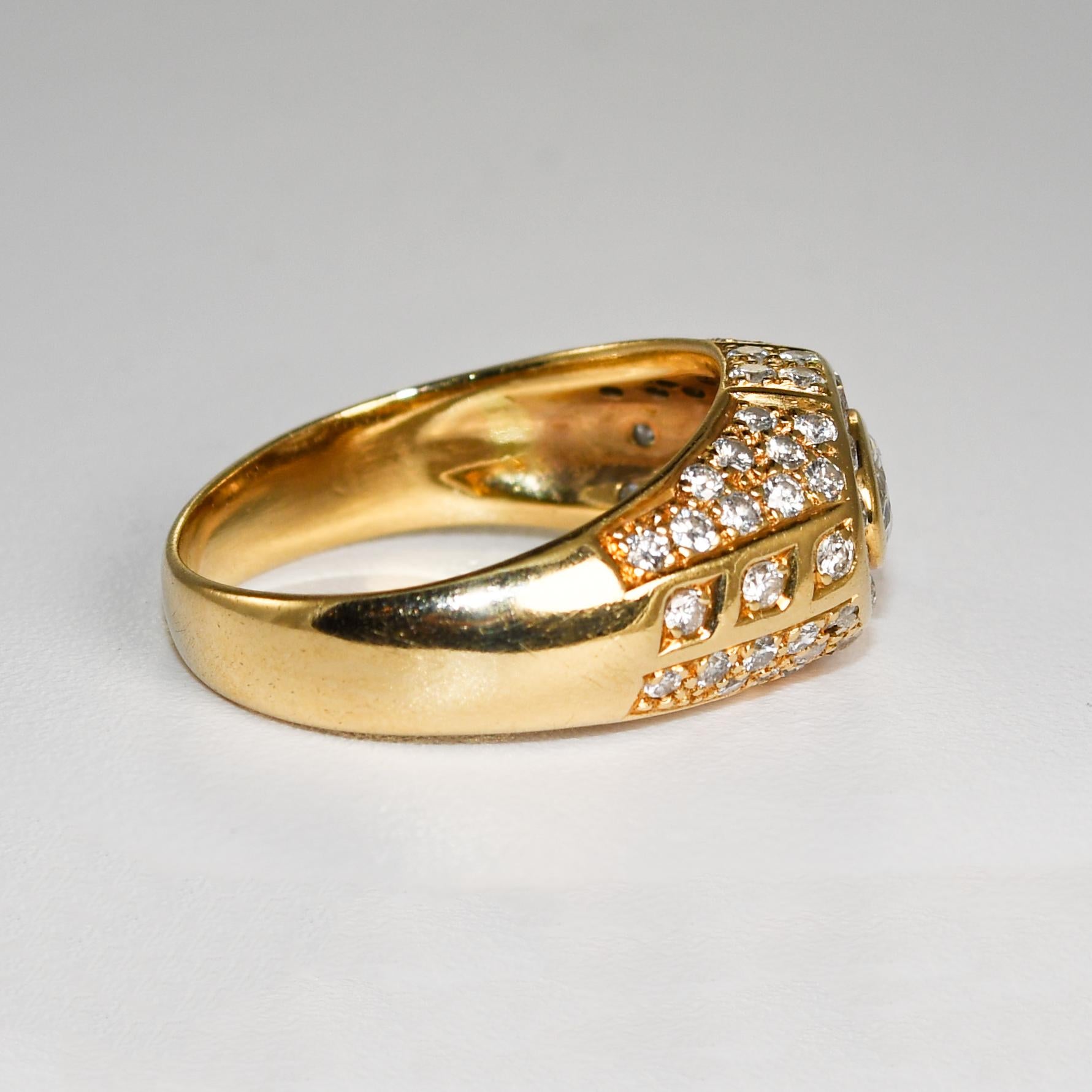 Taglio ovale Anello con diamante ovale in oro giallo 14K 0,75ct in vendita
