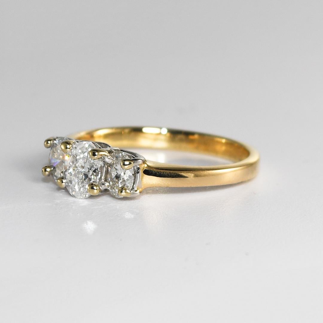 14K Yellow Gold Oval Diamond Ring 1.06ct For Sale 1