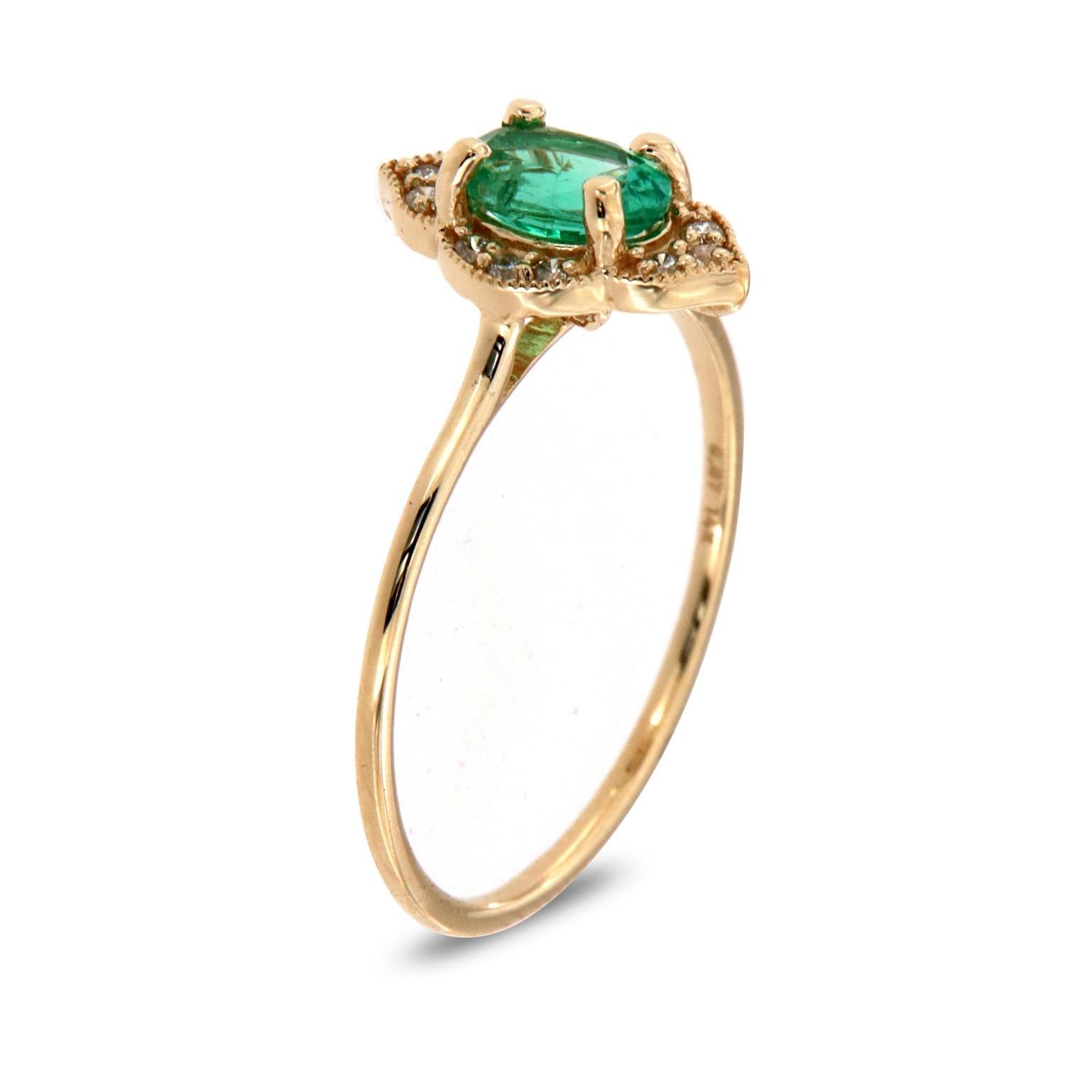 This petite fashion ring is impressive in its vintage appeal, featuring a natural green oval shape emerald, accented with milgrain and round brilliant diamonds. Experience the difference in person!

Product details: 

Center Gemstone Type: