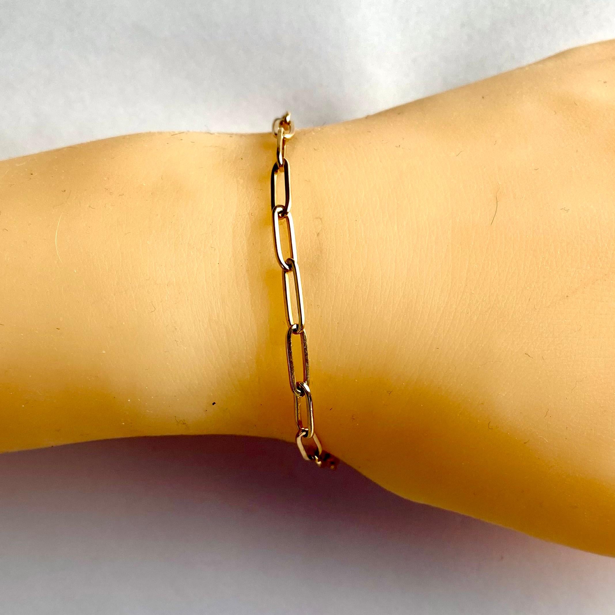 Women's or Men's 14K Yellow Gold Oval Link Bracelet For Sale