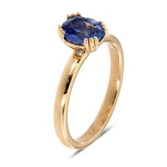 14 Karat Gold Oval No-Heat Light Blue Natural Sapphire Ring Center-1.09 Carat