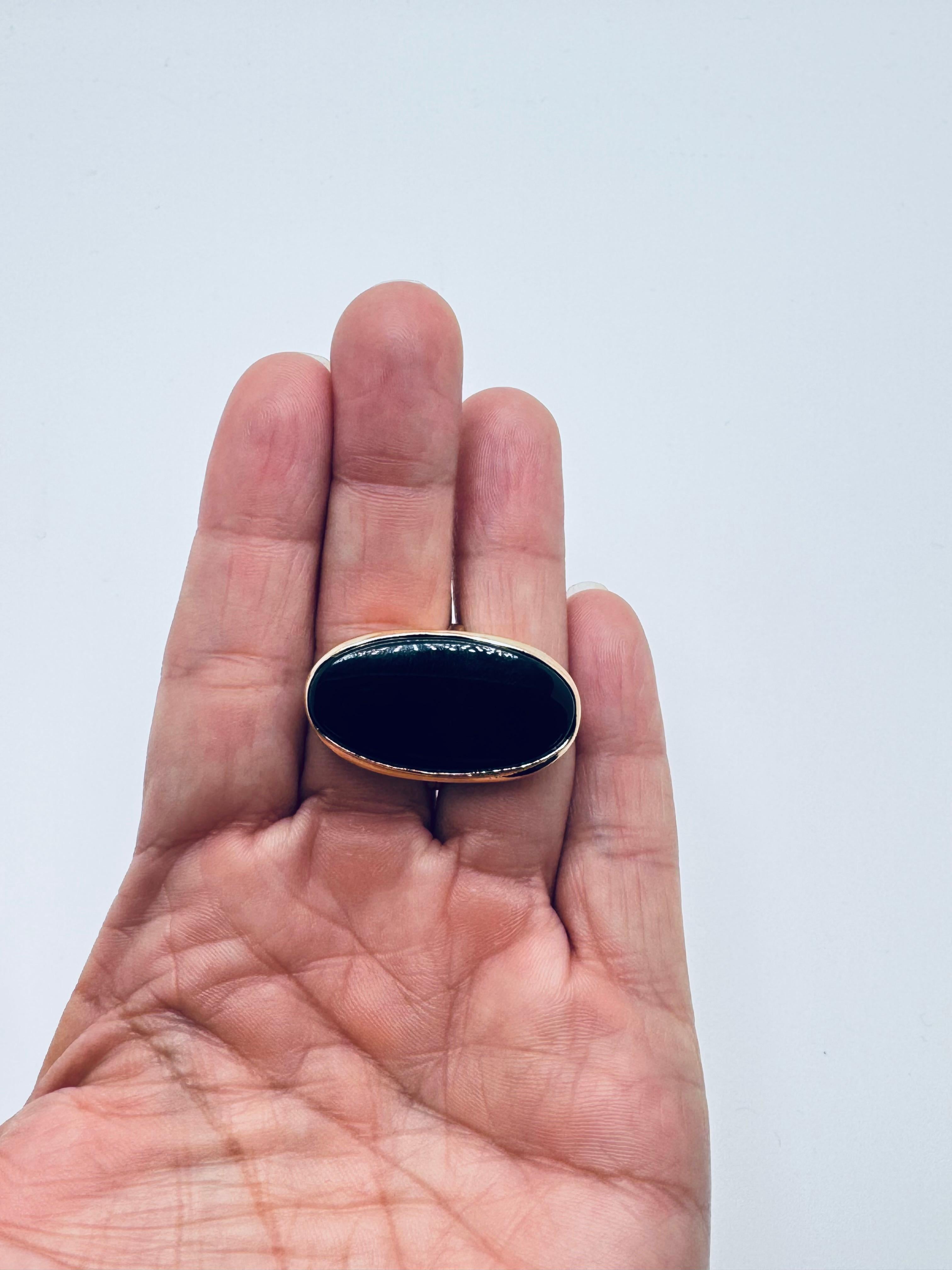 Bague cocktail en or jaune 14K avec onyx ovale en vente 1