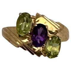 Vintage 14k Yellow Gold ~ Oval ~ Peridot Amethyst ~ Ring ~ Size 6