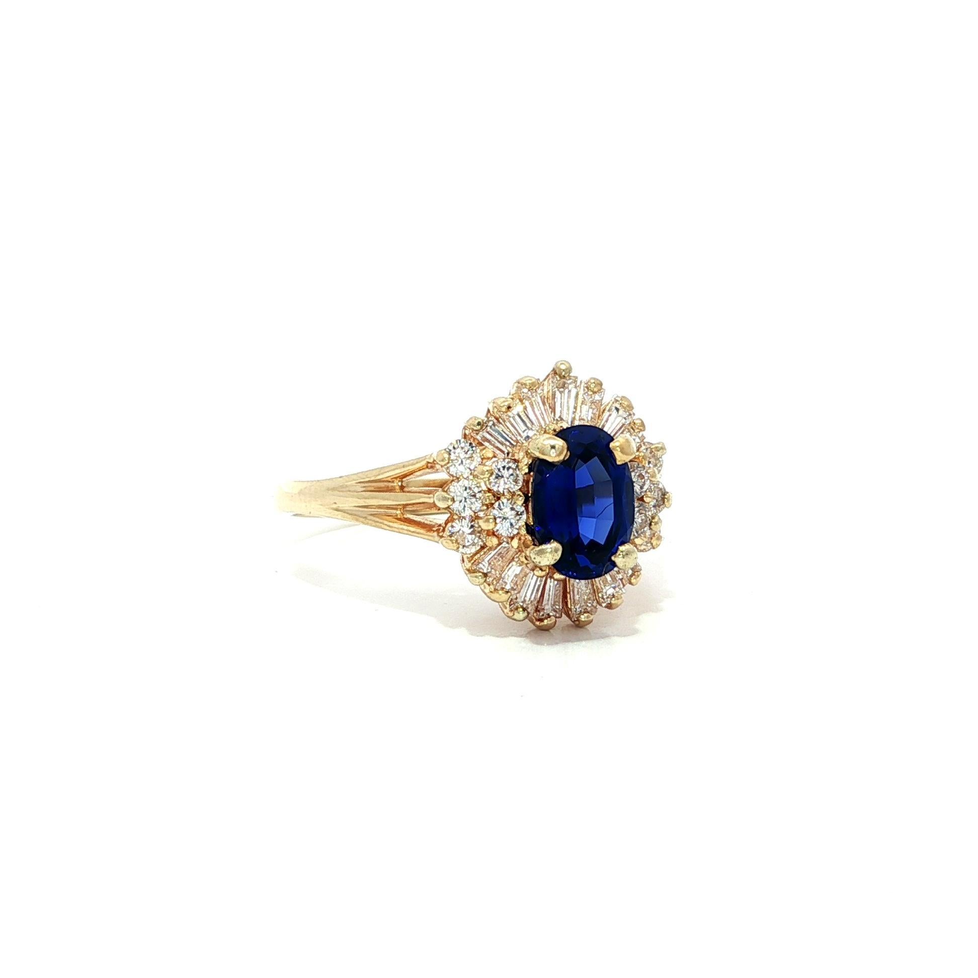 -Pierre(s) : -
(1) Pierre bleu royal - taille ovale - sertie - couleur bleu royal vif - 7x4,9mm (approx.)
Diamants naturels véritables - (14) taille baguette et (10) taille ronde brillante - sertis à l'aide d'une pince et d'une chaîne - beaux