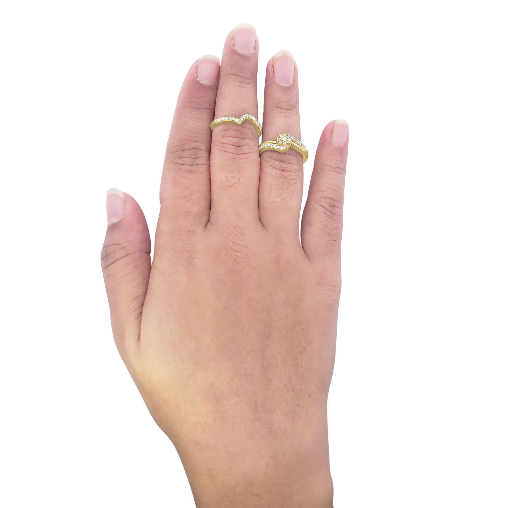 Taglio rotondo Anello e fascia da sposa bypass multidiamante in oro giallo 14K e argento da 1/3 di carato in vendita