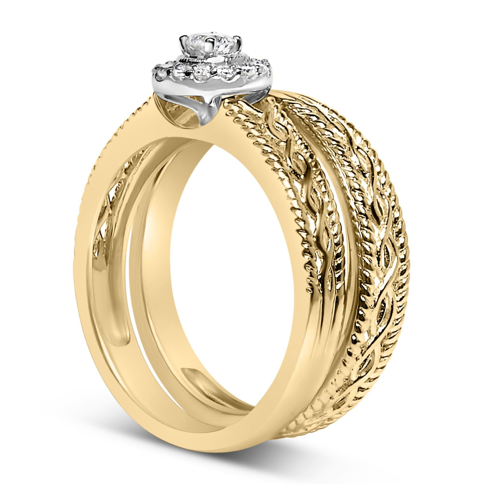 Taglio rotondo Anello di fidanzamento e fede nuziale in oro giallo 14K e argento con diamante da 1/5 Ctw in vendita